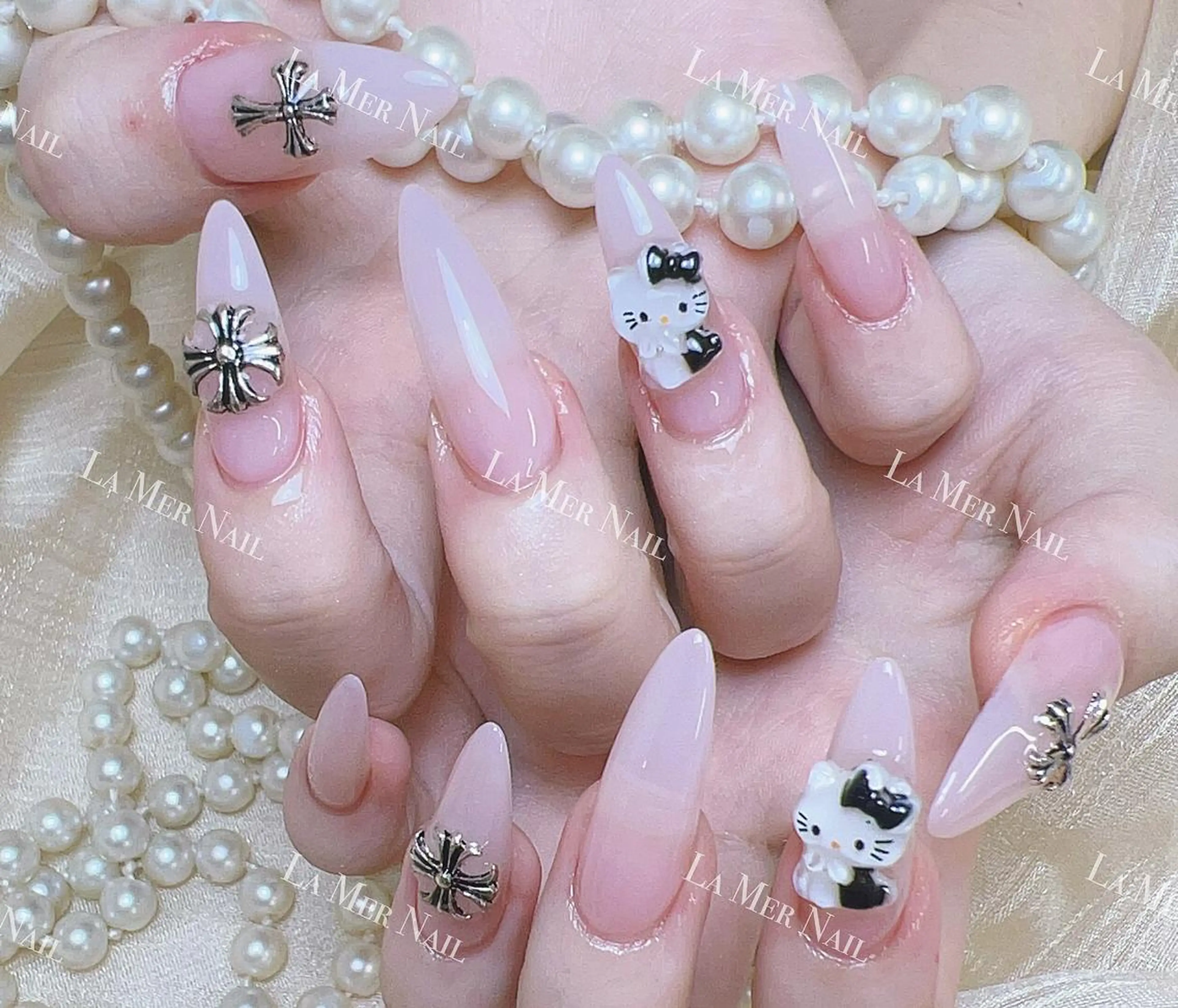 ネイル hikikibyee ♡のネイルデザイン