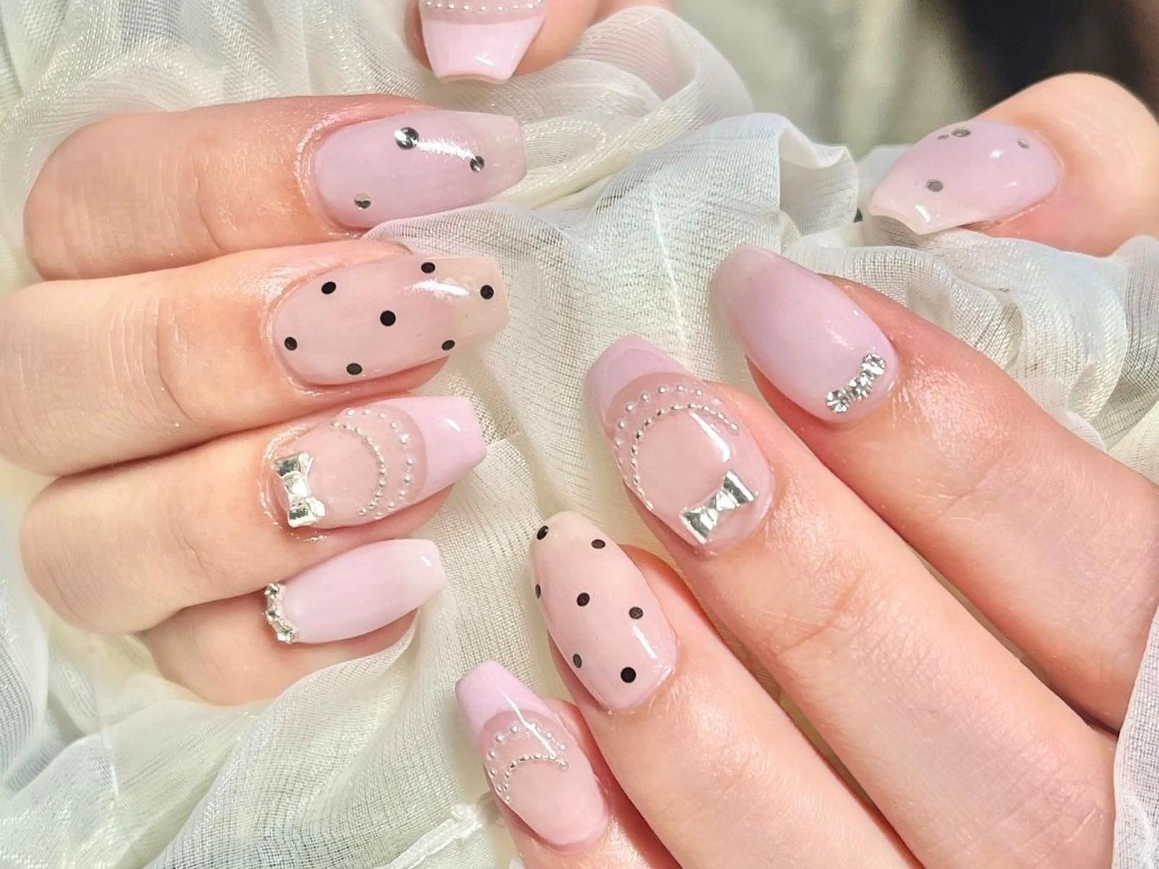 ネイル 長さ出し フレンチネイル ジェルネイル グラデーション 韓国ネイル ハンドネイル Nail&eye Belire 新宿のネイルデザイン