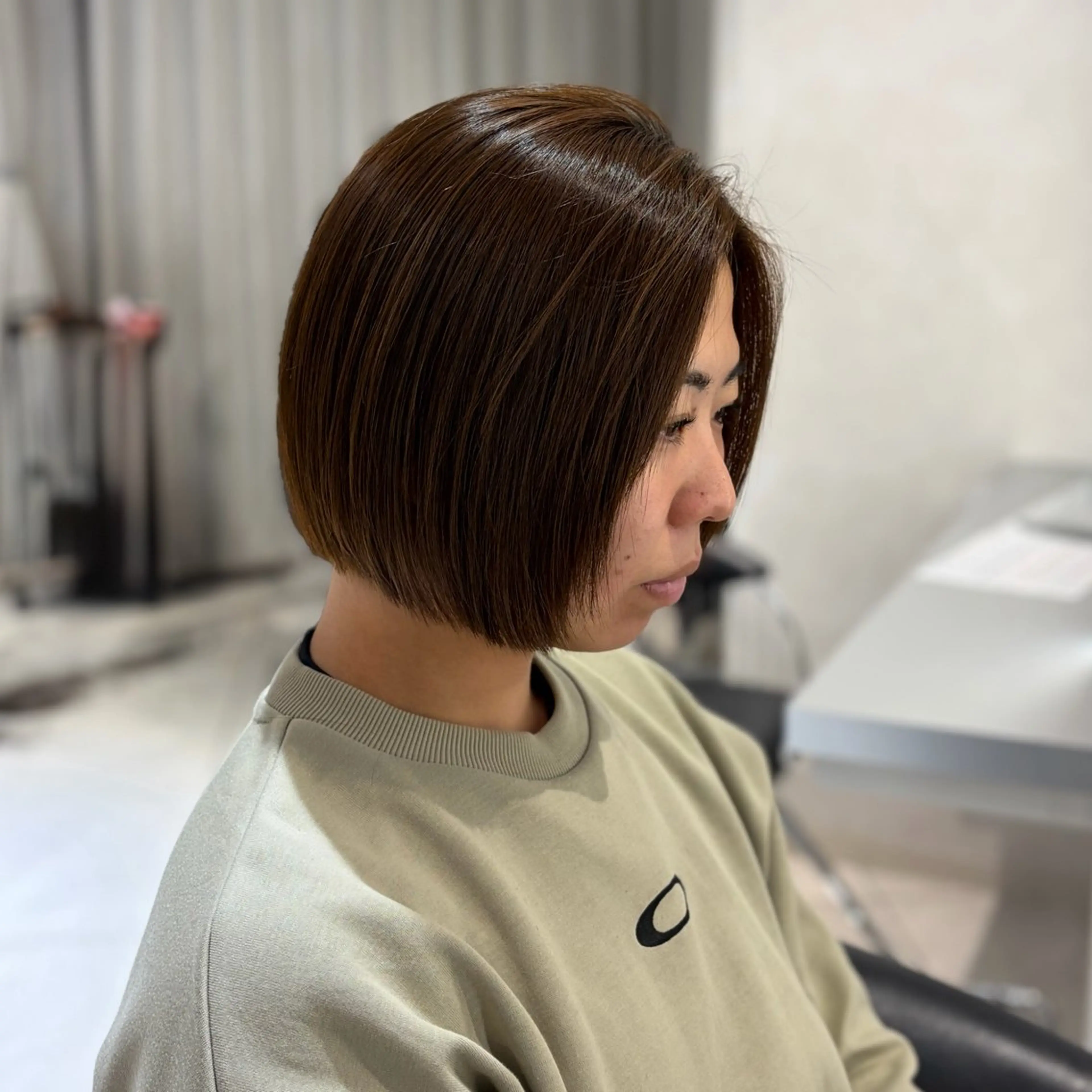 ショート ハイトーン/ベージュ 🤍reinaのヘアスタイル