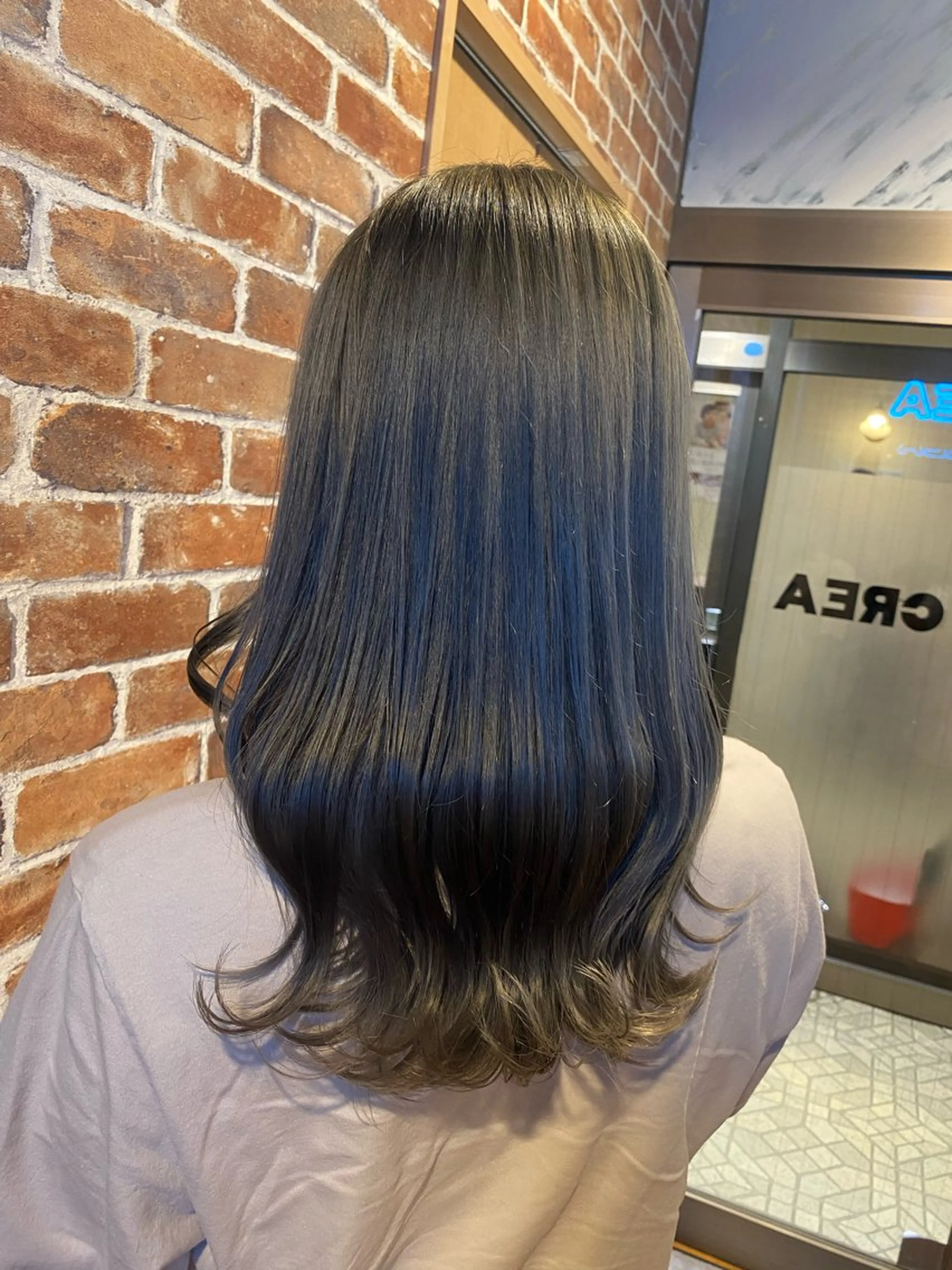 セミロング カラー ヘアカラー 透明感カラー/韓国 ヘア🩶yuri🩵のヘアスタイル