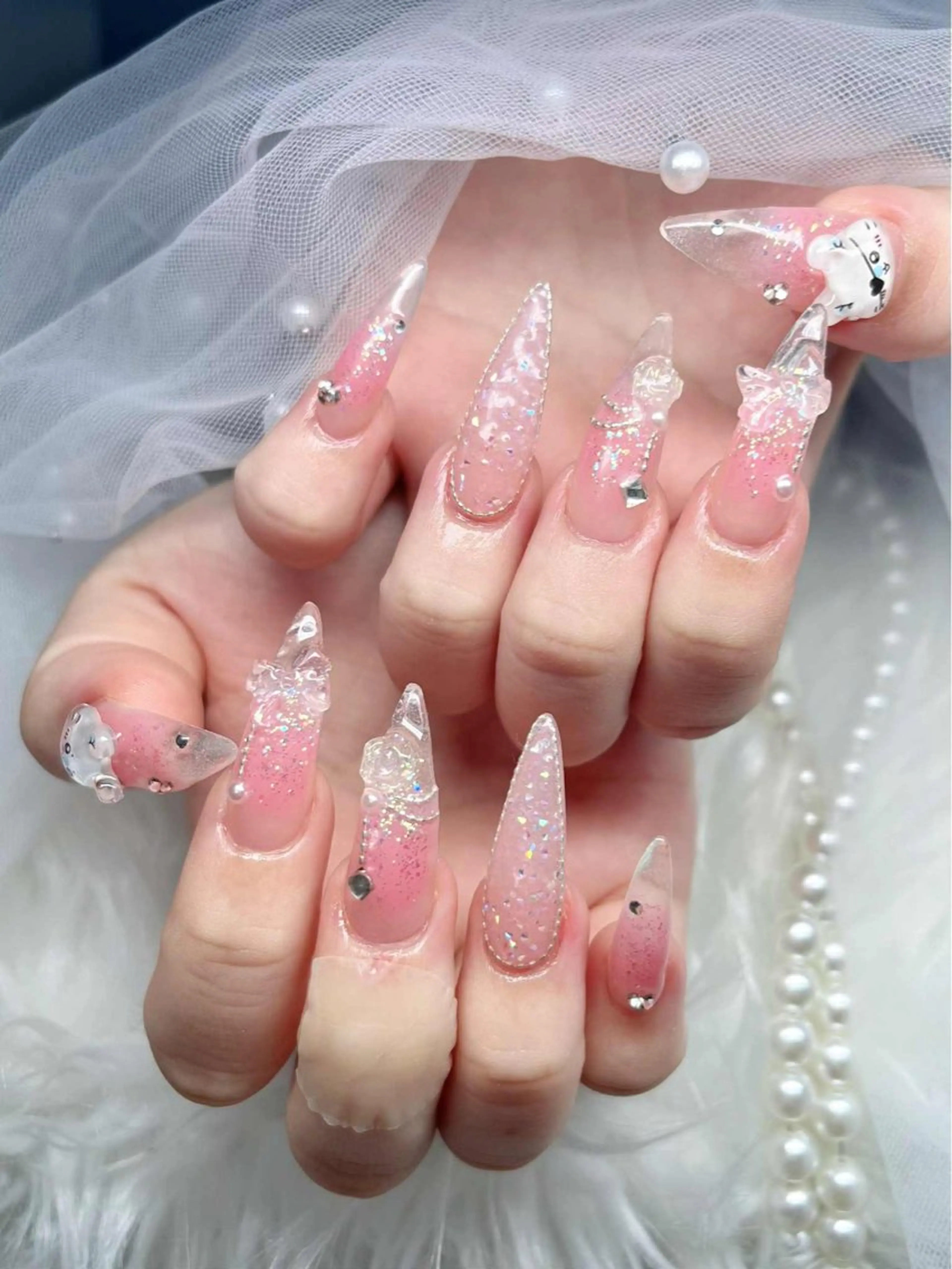 ネイル オーロラネイル フレンチネイル ジェルネイル ハロウィン キラキラネイル ハンドネイル H.baby Nail Salonのネイルデザイン