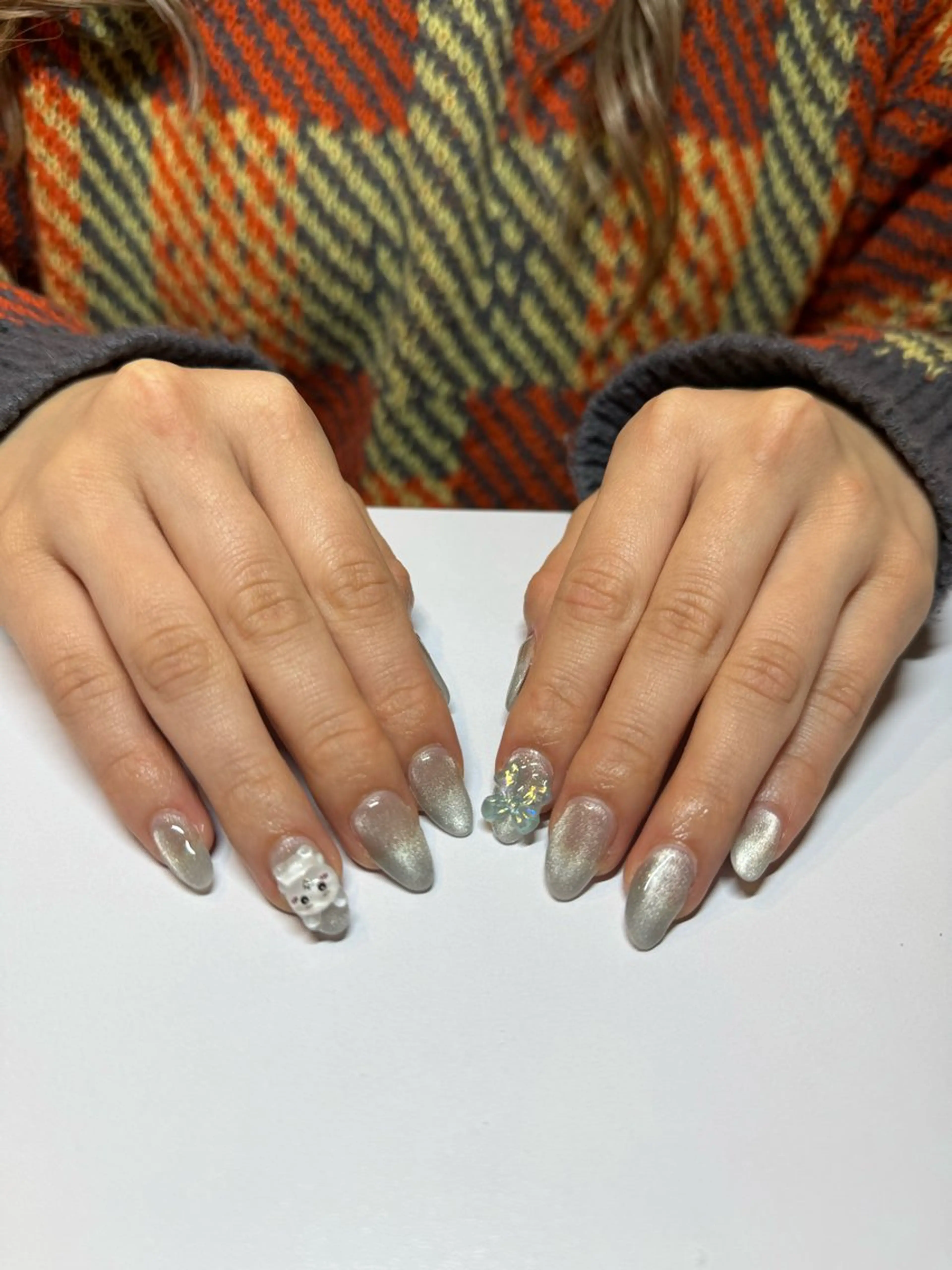 ネイル ハンドネイル 濱岡 咲のネイルデザイン