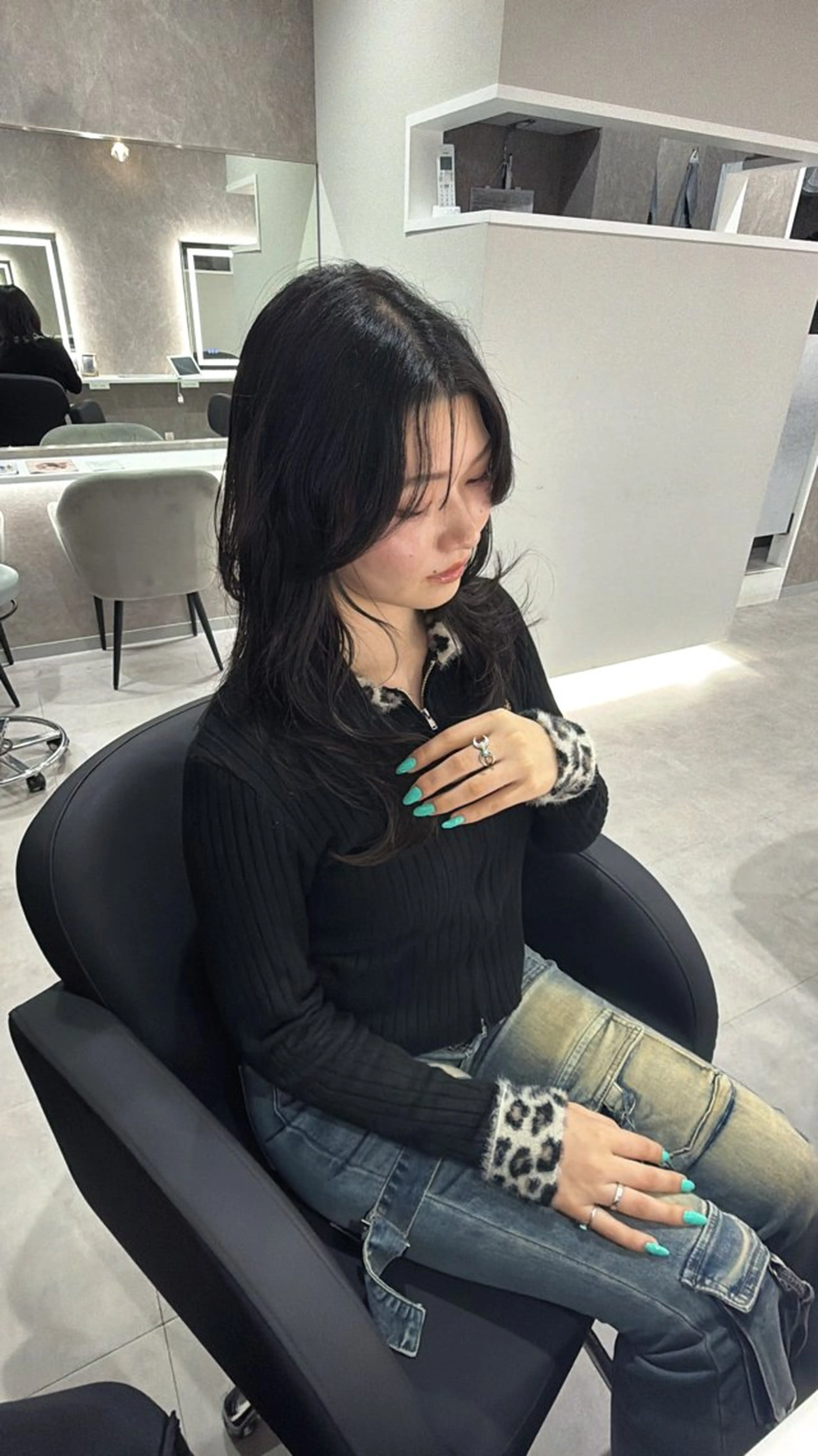 ロング 🖤韓国系🇰🇷カ ラーkokona🖤のヘアスタイル