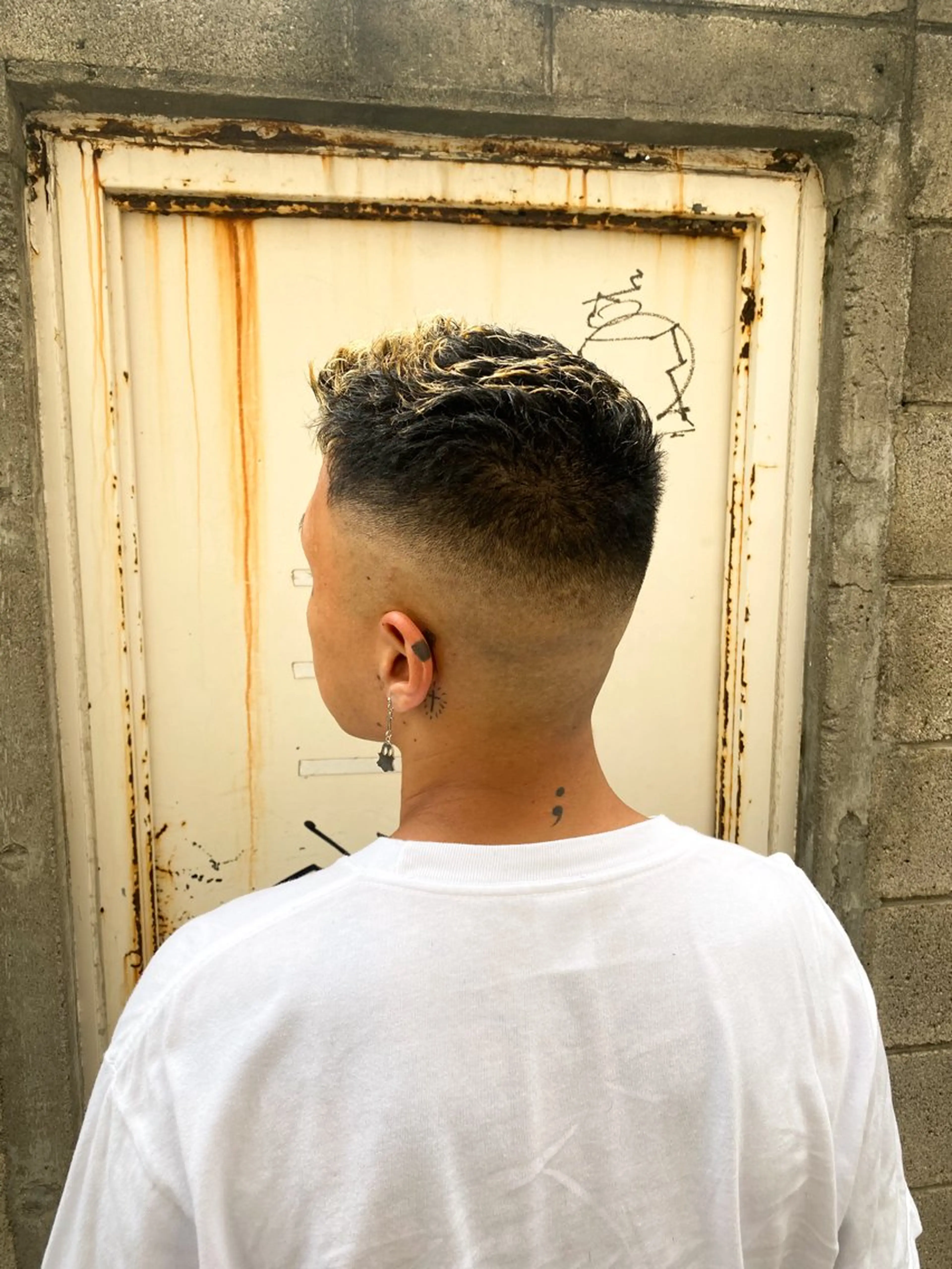 ショート カラー パーマ ヘアアレンジ メンズ The faderz barbershop所属・フェードモデル限定 🔥高円寺Maiのヘアスタイル