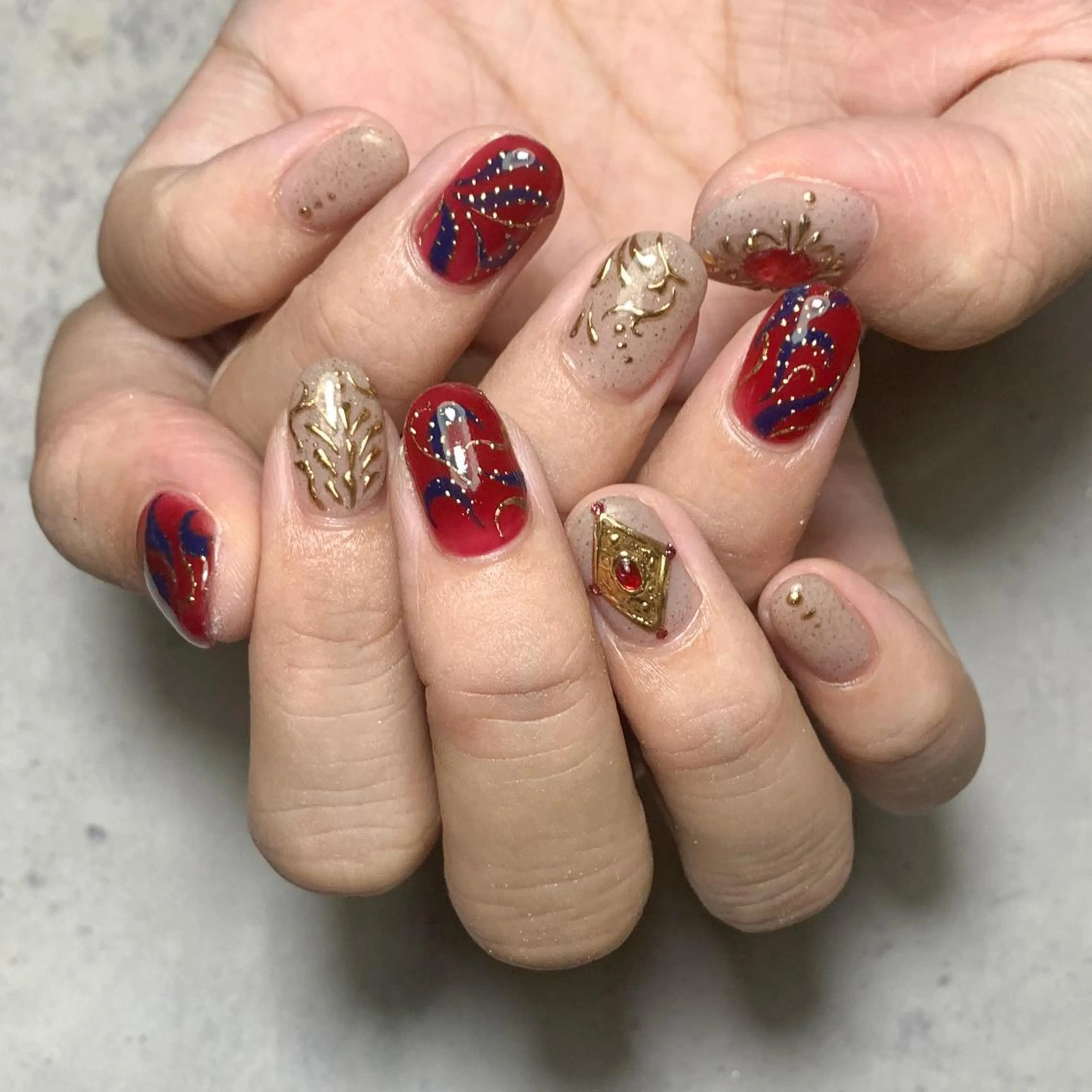 ネイル ハンドネイル atelier　FIORITURA所属・FIORITURA aiのネイルデザイン