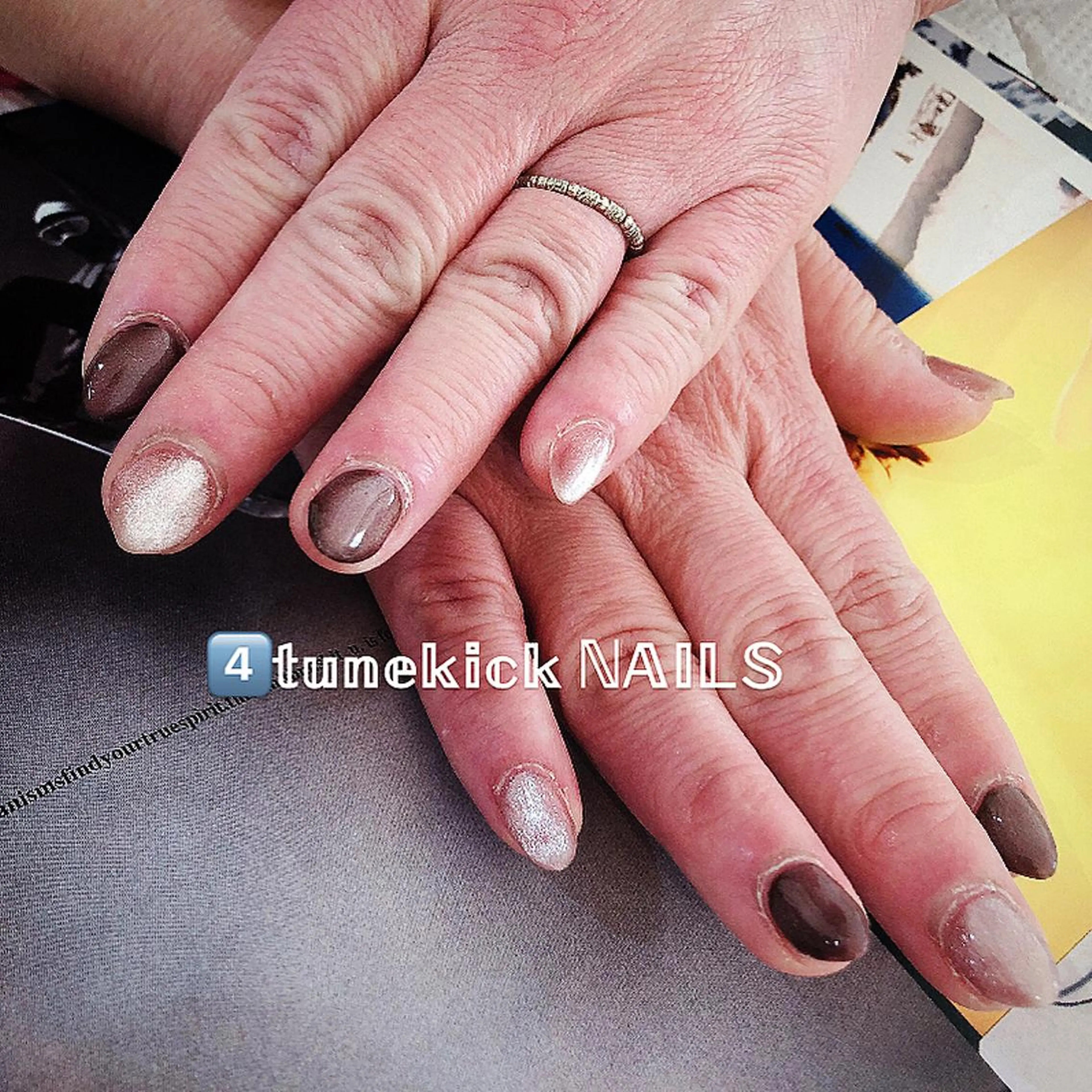 ネイル マグネットネイル 4tunekick NAILS(フォーチュンキックネイルズ)所属・光森 淳子のネイルデザイン