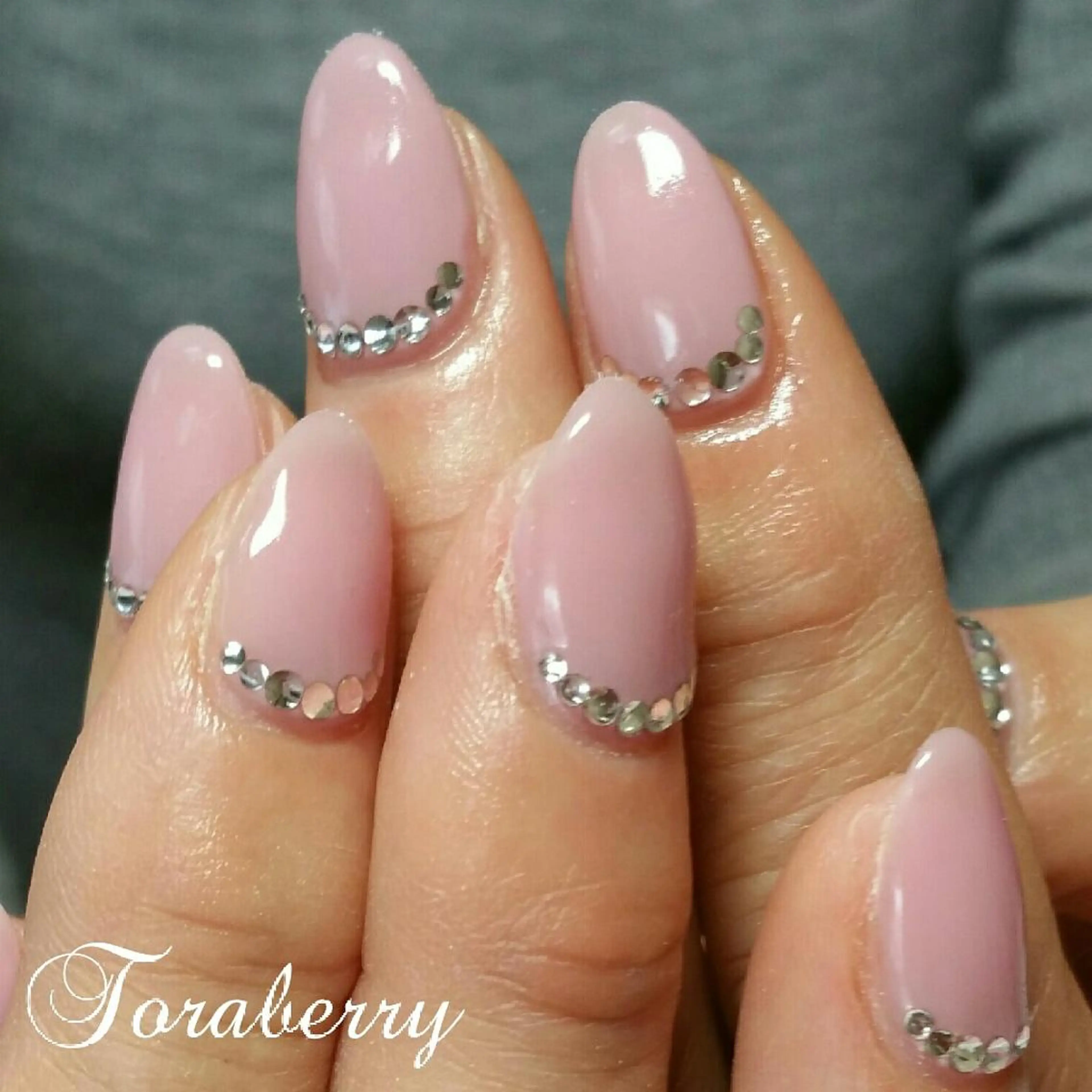 ネイル ワンカラーネイル ハンドネイル ネイリスト なつみのネイルデザイン