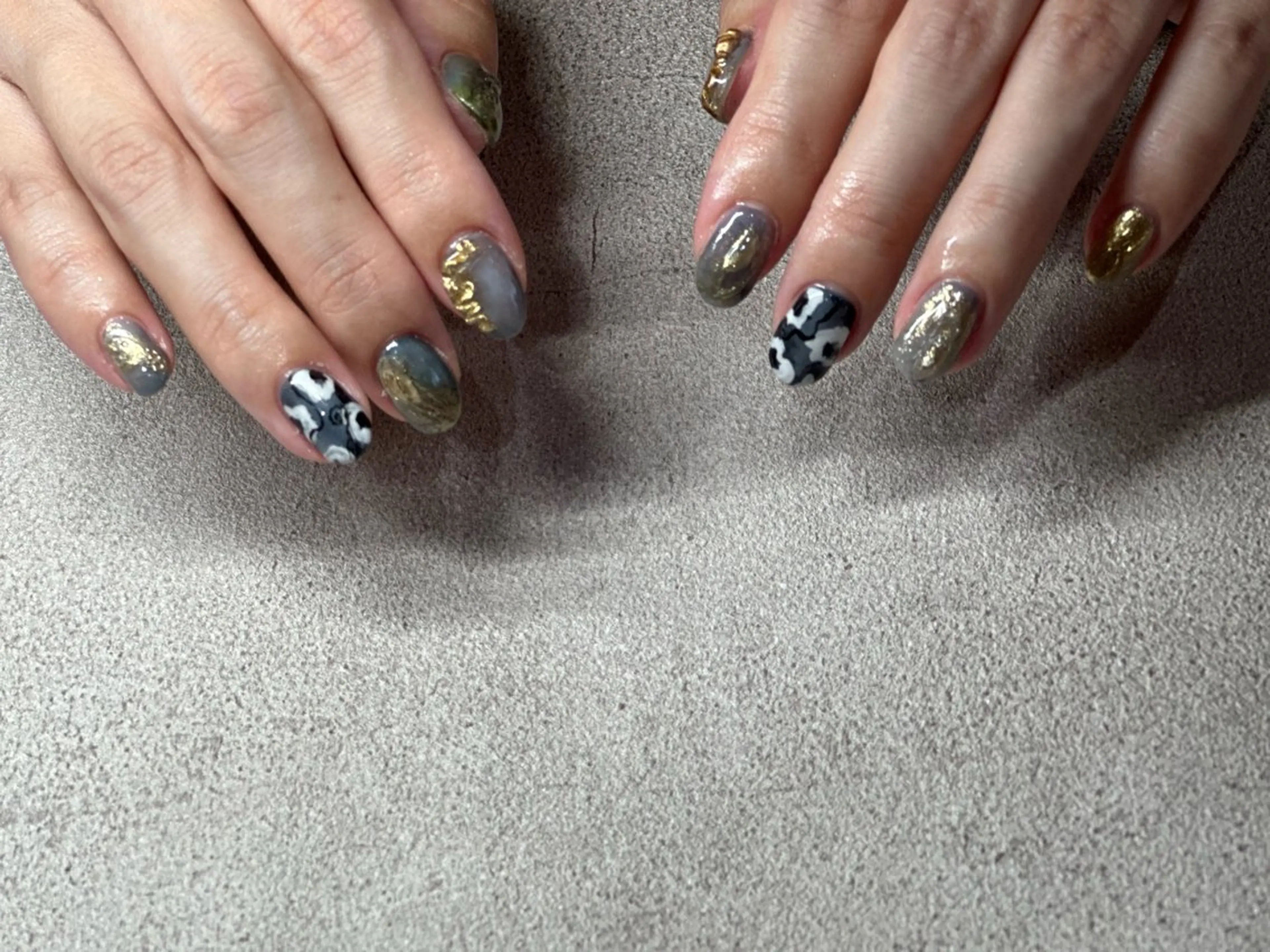 ネイル ジェルネイル ストーンネイル Hair＆Esthe＆Nail　Garden所属・Garden Takeuchiのネイルデザイン