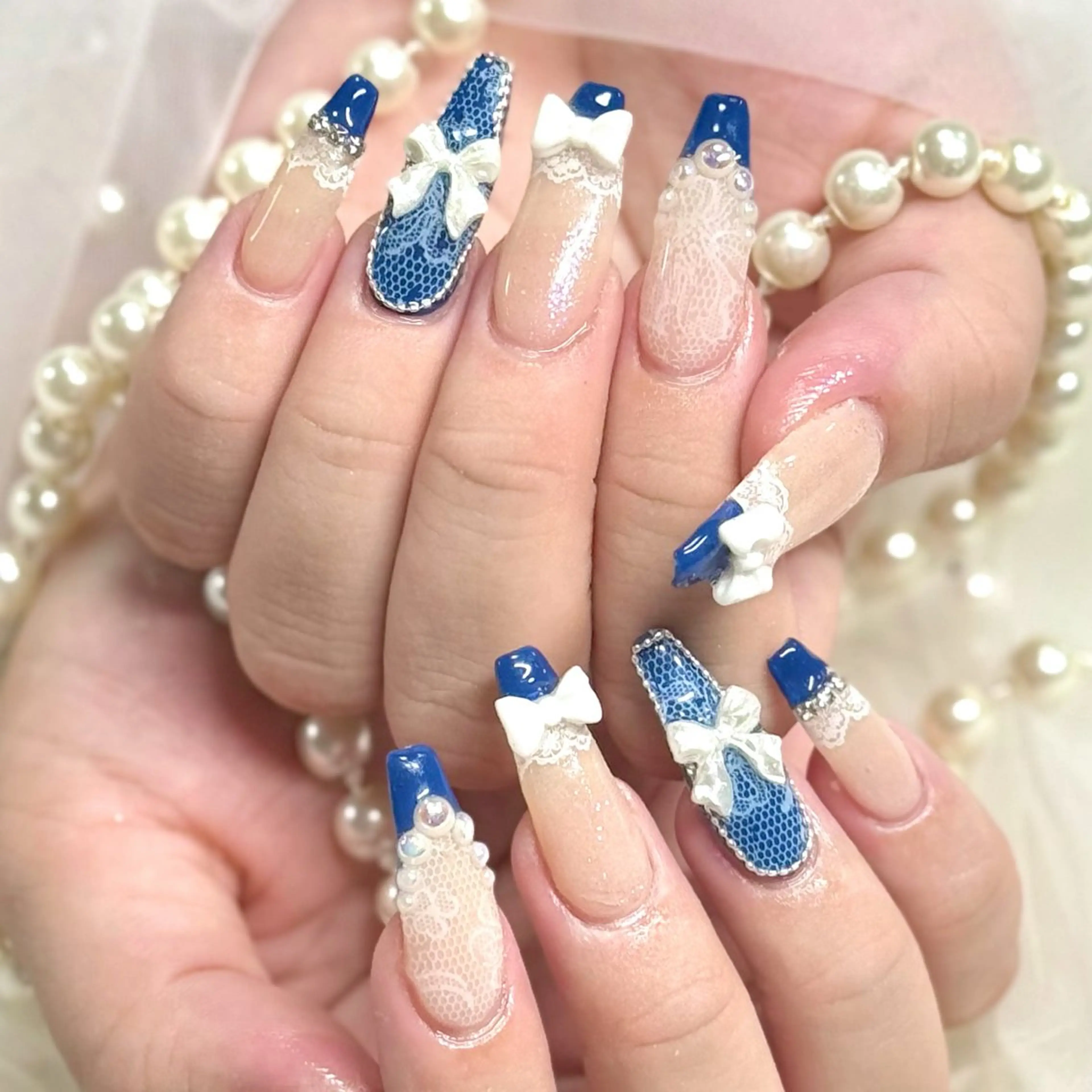 ネイル ハンドネイル ルシイ🎀新宿長さ 出しパーツ専門店のネイルデザイン