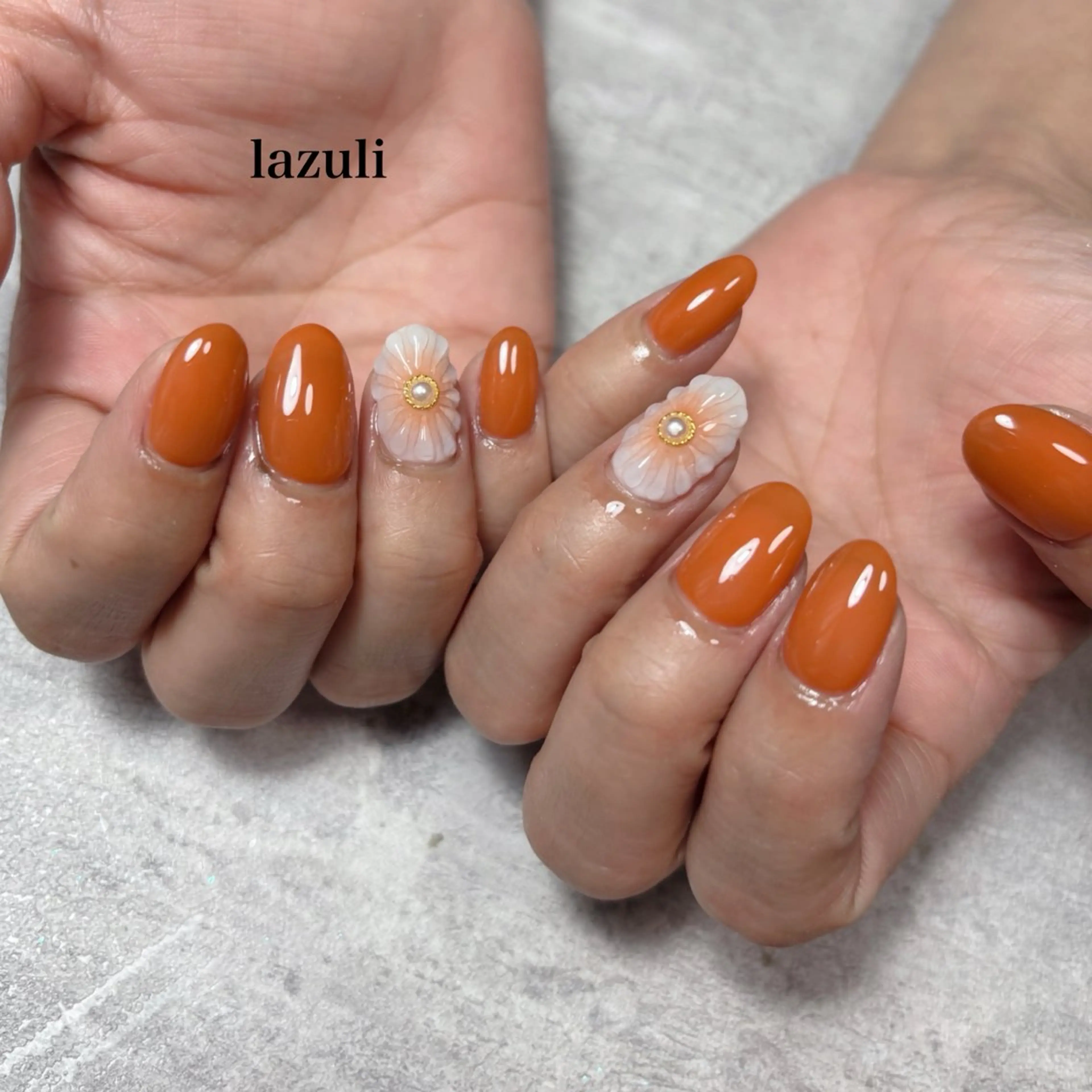 ミディアム ハンドネイル Lazuli 💎のネイルデザイン