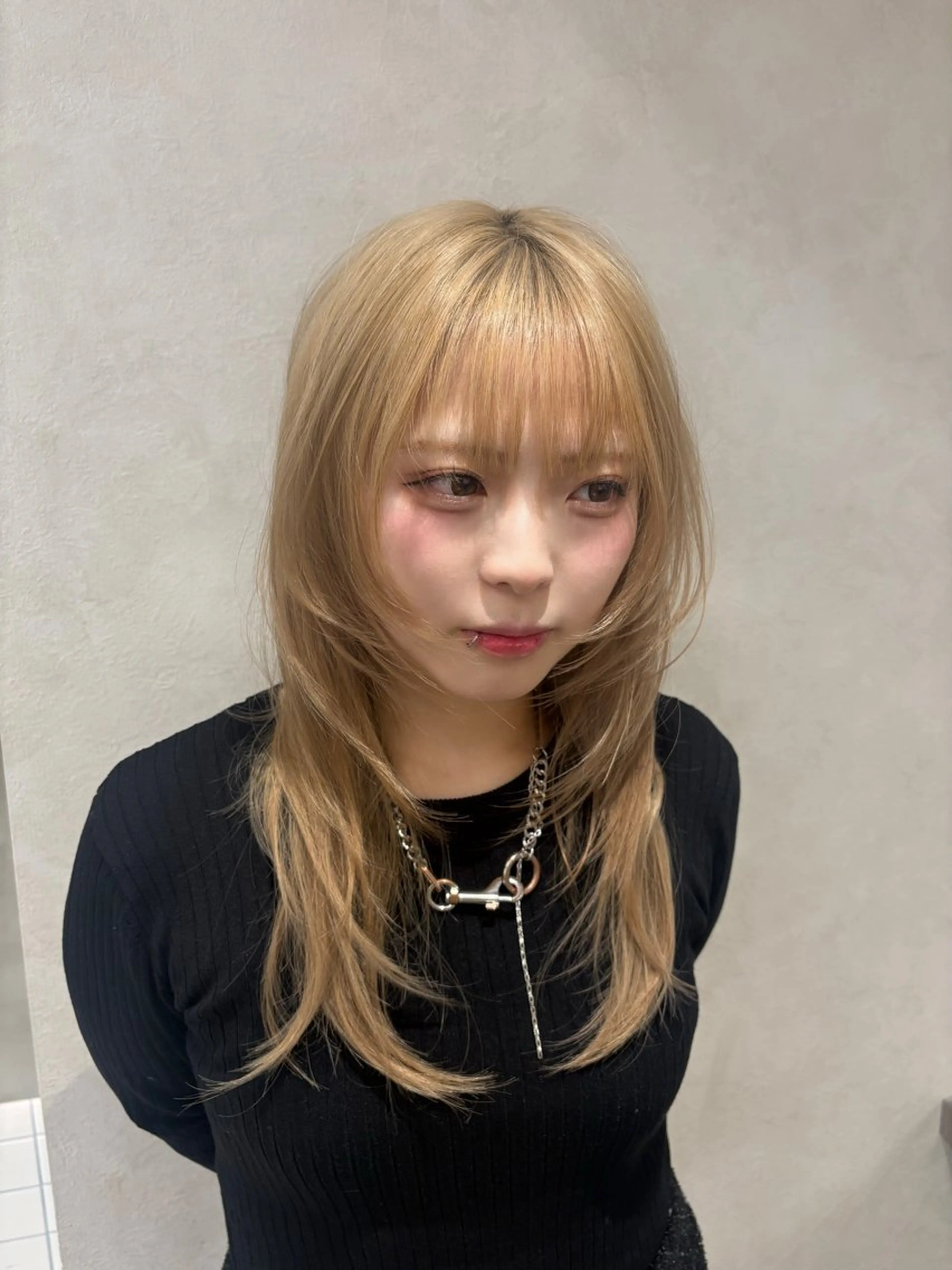 セミロング ハッシュカット ハイレイヤー 韓国風ヘア レイヤーカット Yuta✂︎ 韓国レイヤー🪽のヘアスタイル