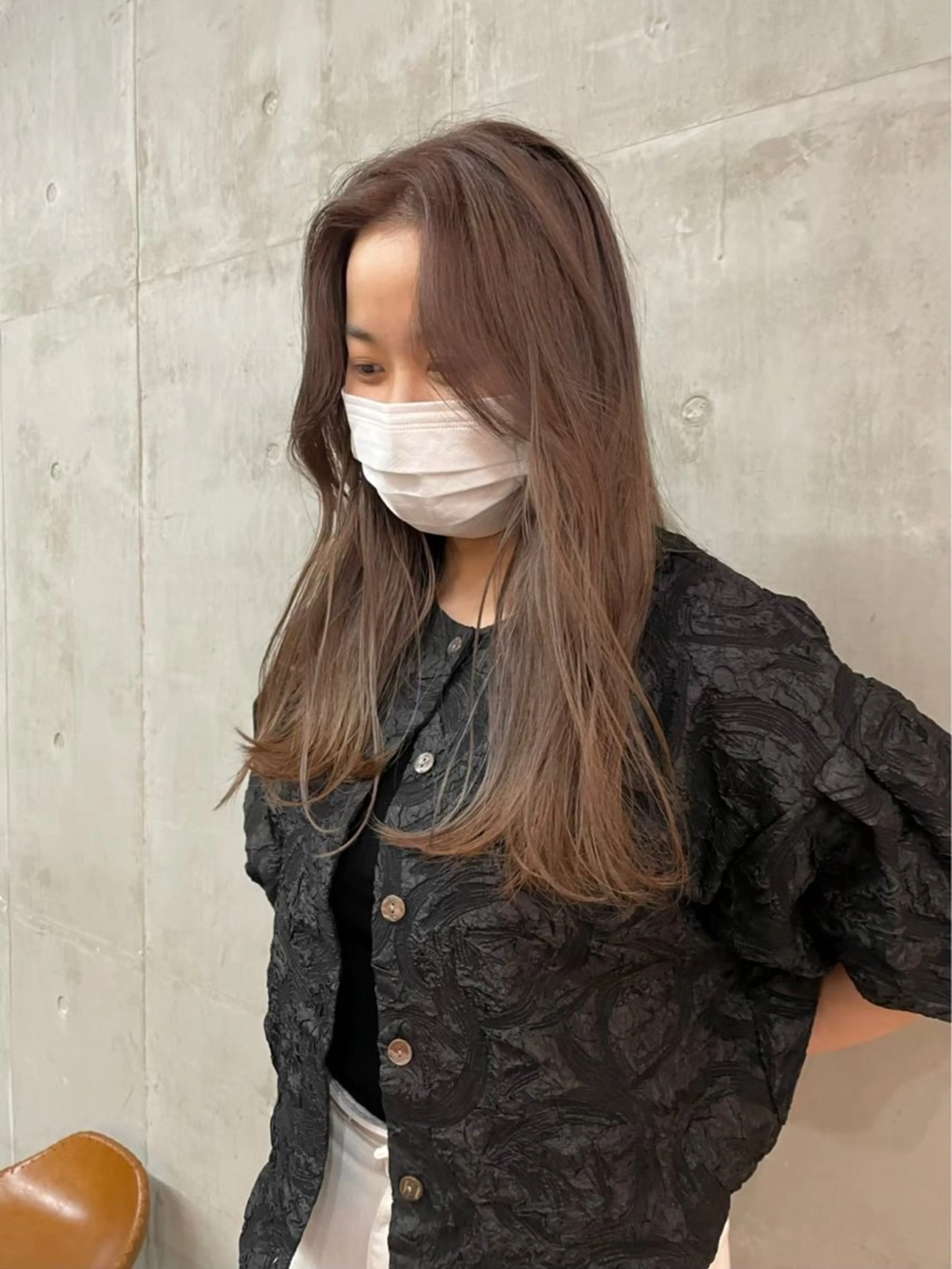 ロング カラー ベージュカラー ブリーチ ケアブリーチ 透明感カラー ダブルカラー SALT WATER所属・🫐 𝐌𝐚𝐨 🫐似合わせcutのヘアスタイル