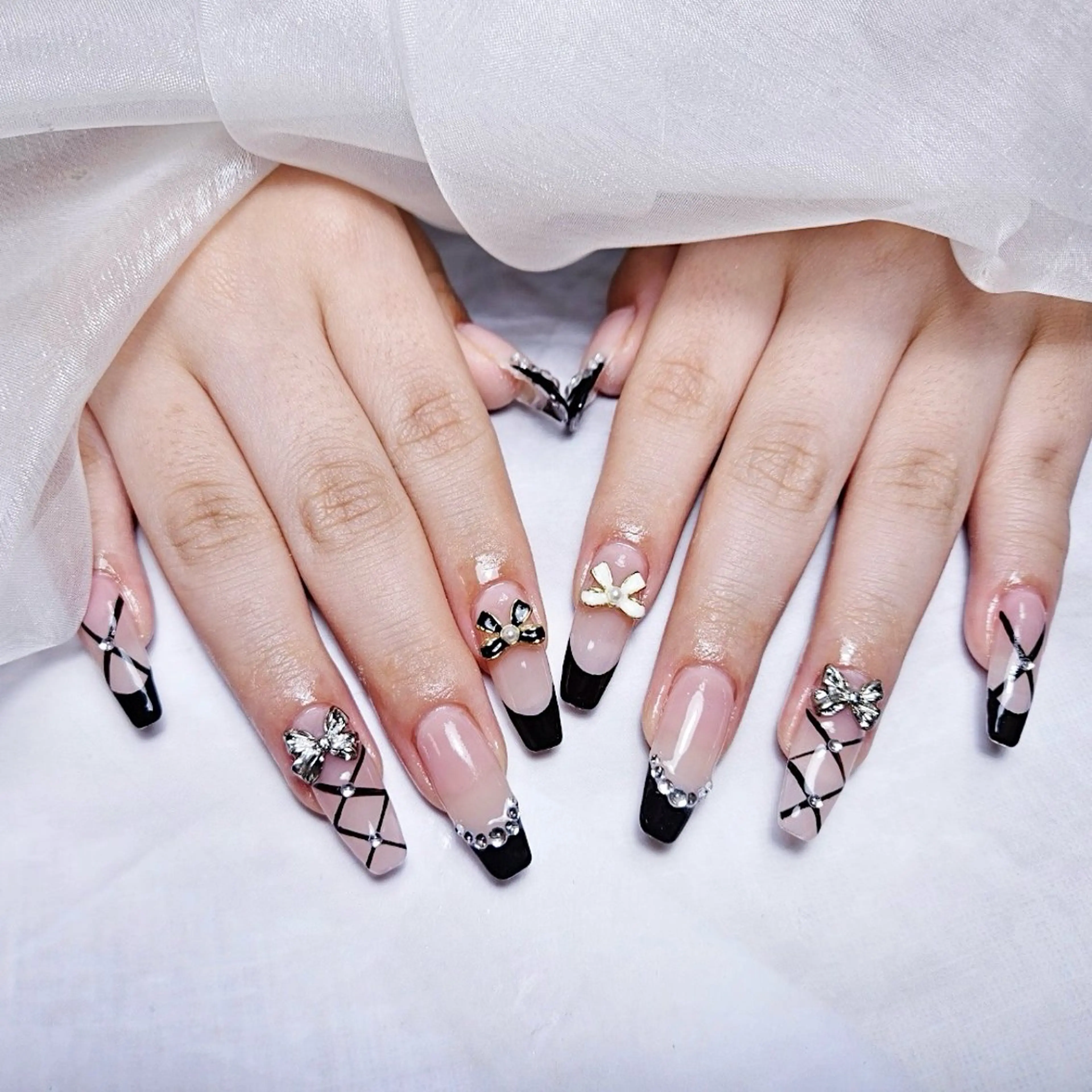 ネイル ハンドネイル 🌈Yun nail hyejin💋のネイルデザイン