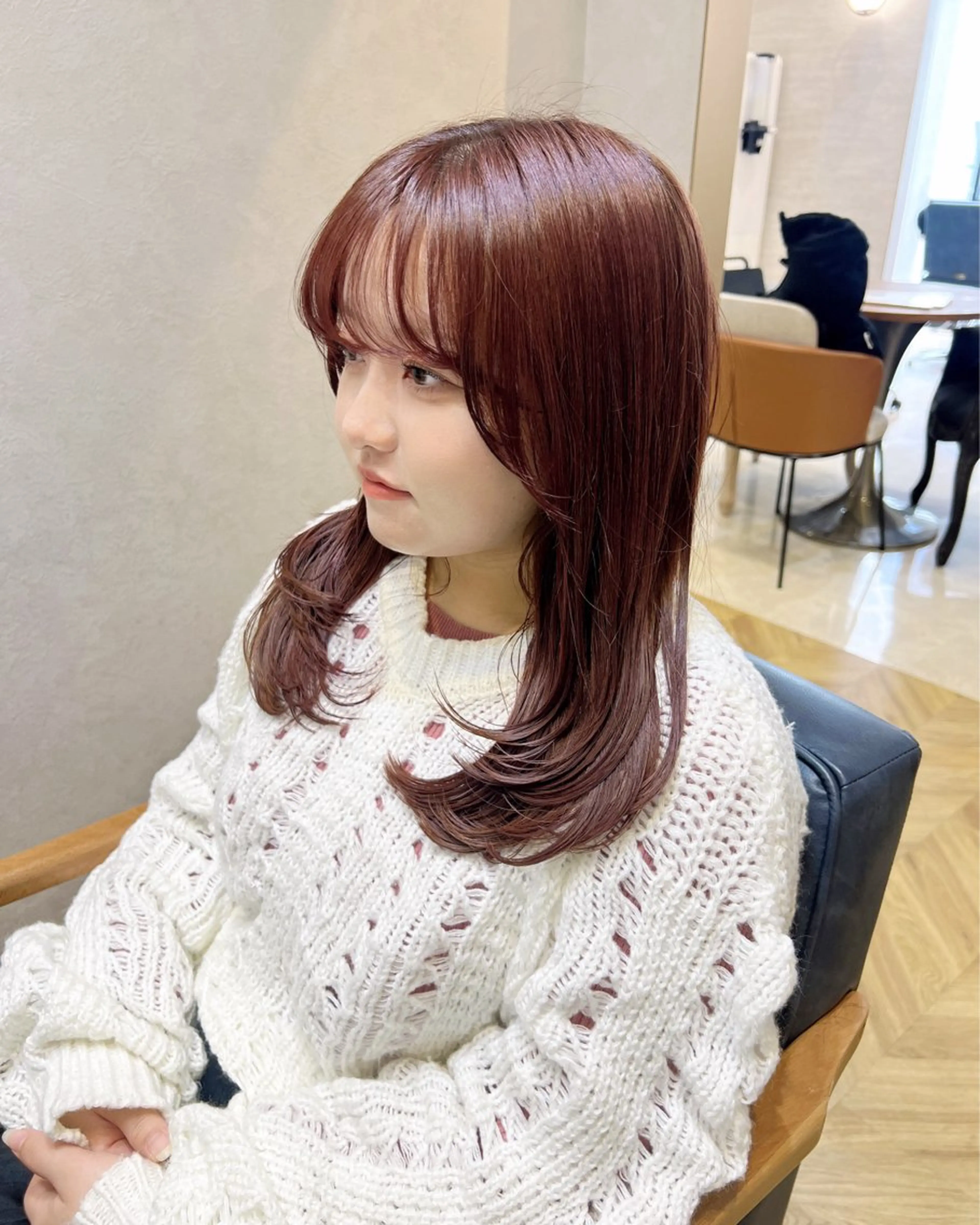ミディアム 濱野 梨奈のヘアスタイル