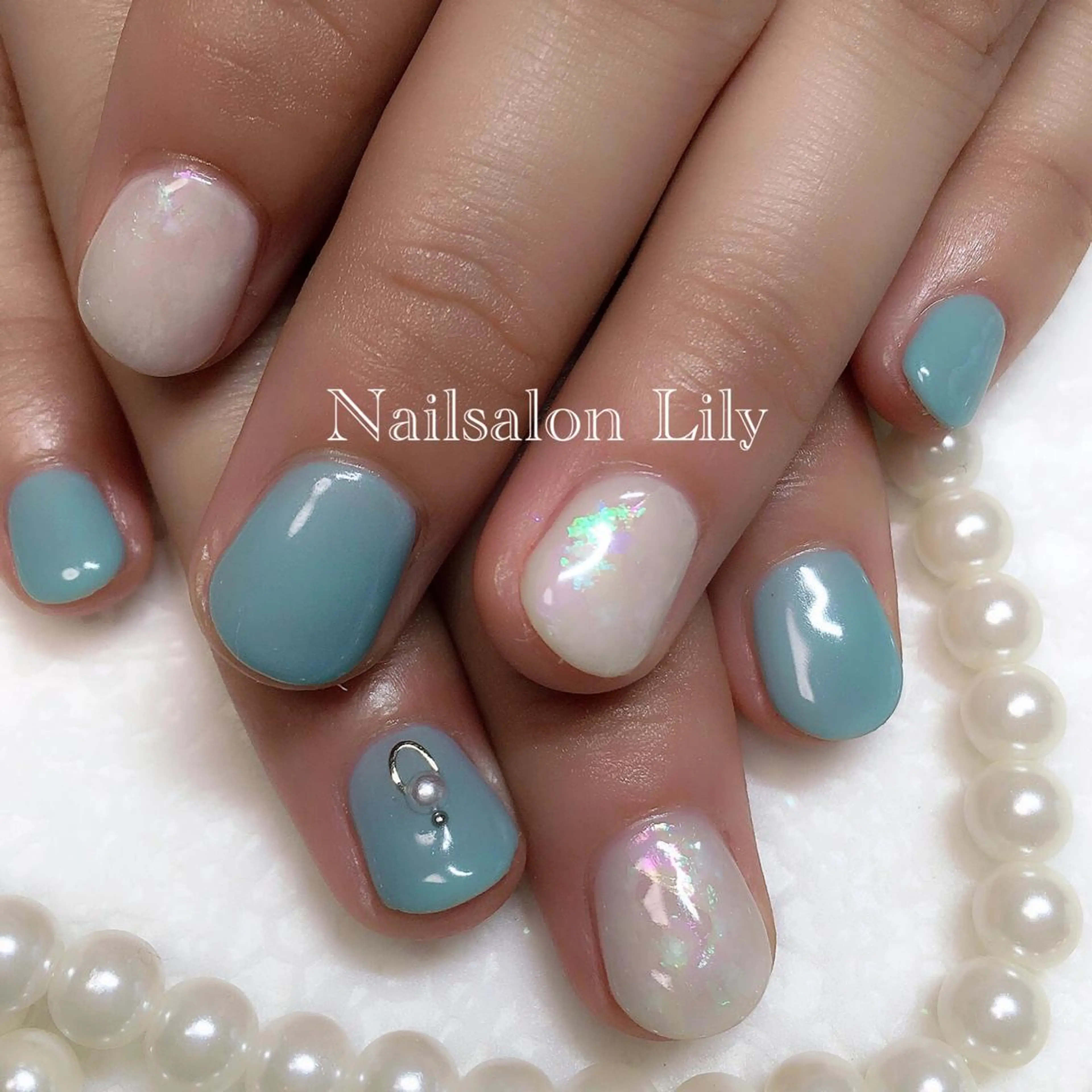 ネイル ブルー Nailsalon Lilyのネイルデザイン