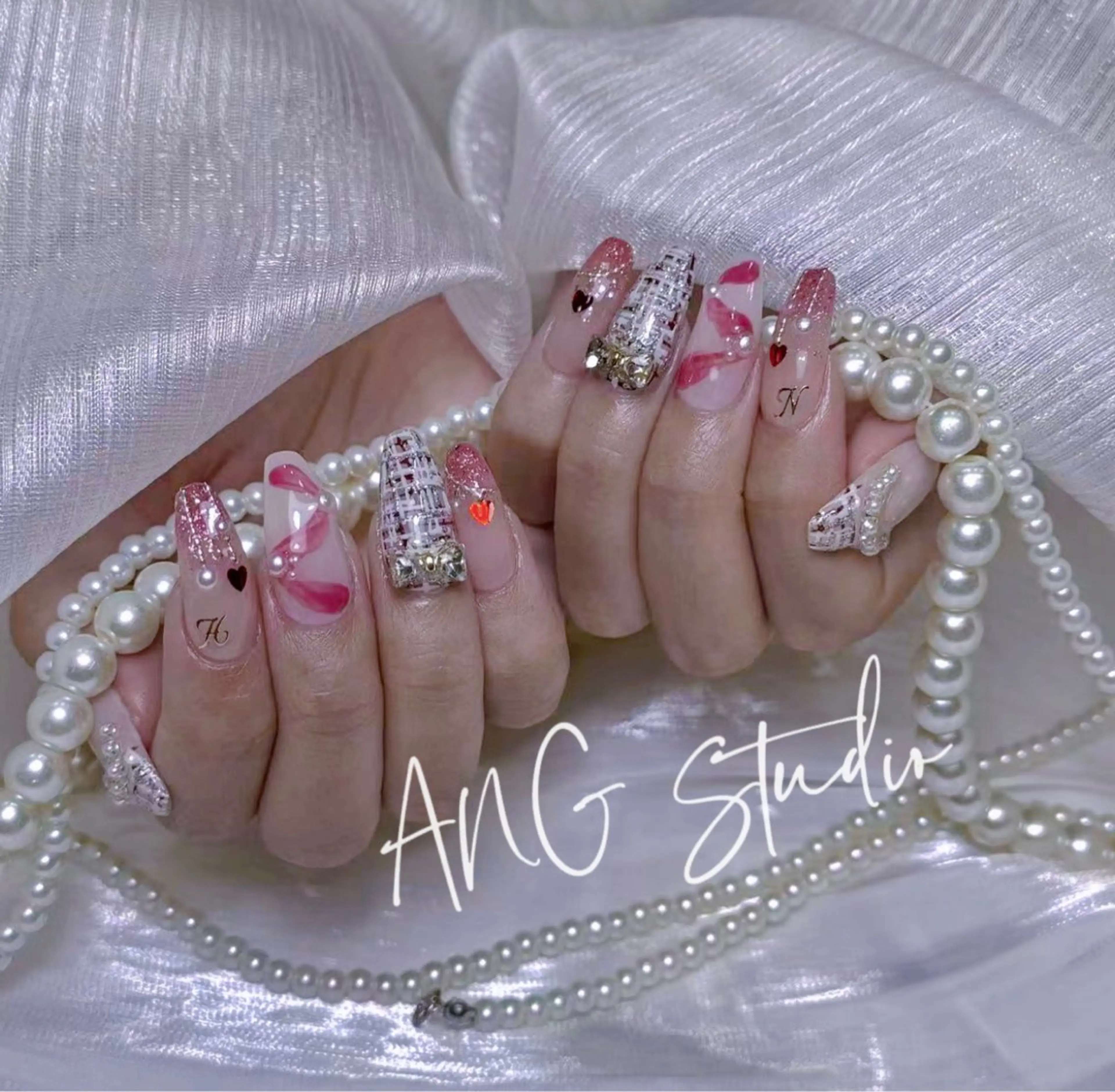 ネイル ハンドネイル ハンドケア ANG Studioのネイルデザイン
