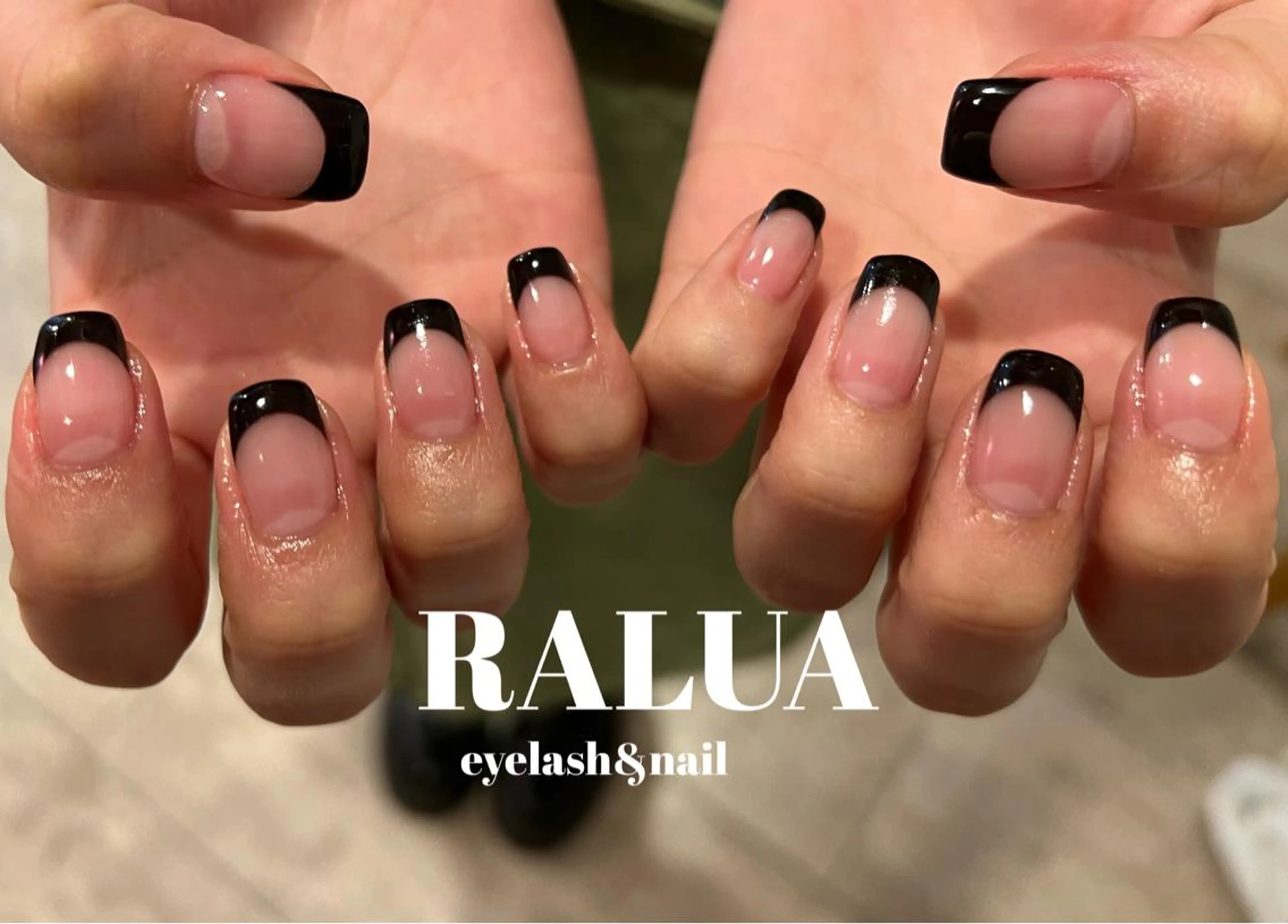 ネイル ハンドネイル RALUA shiori🐰のネイルデザイン