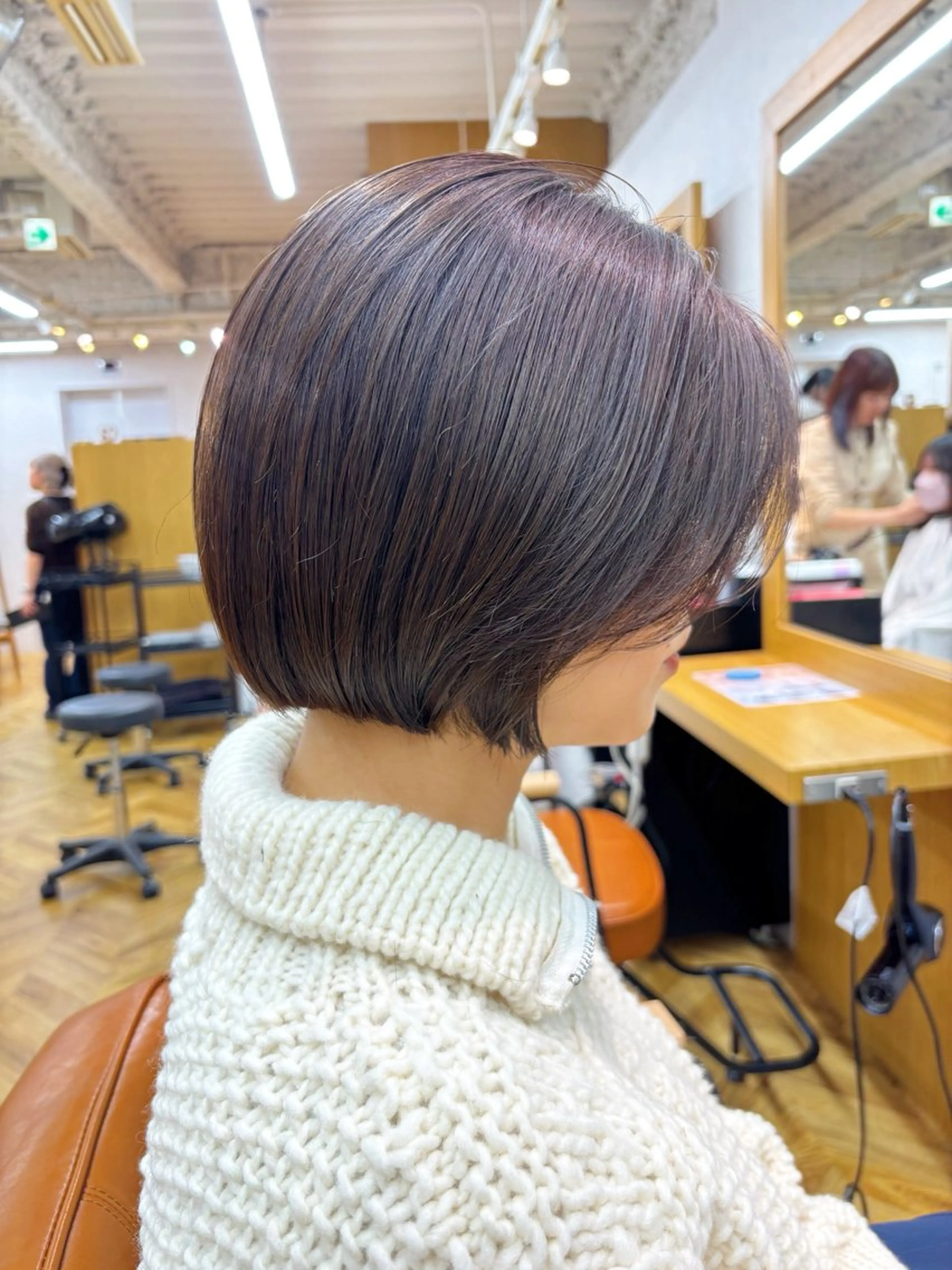 カラー ブリーチ 透明感カラー ブリーチなしカラー ボブ カット ヘアカラー トリートメント ボブ/ミディアム 親しみやすさ/さくらのヘアスタイル