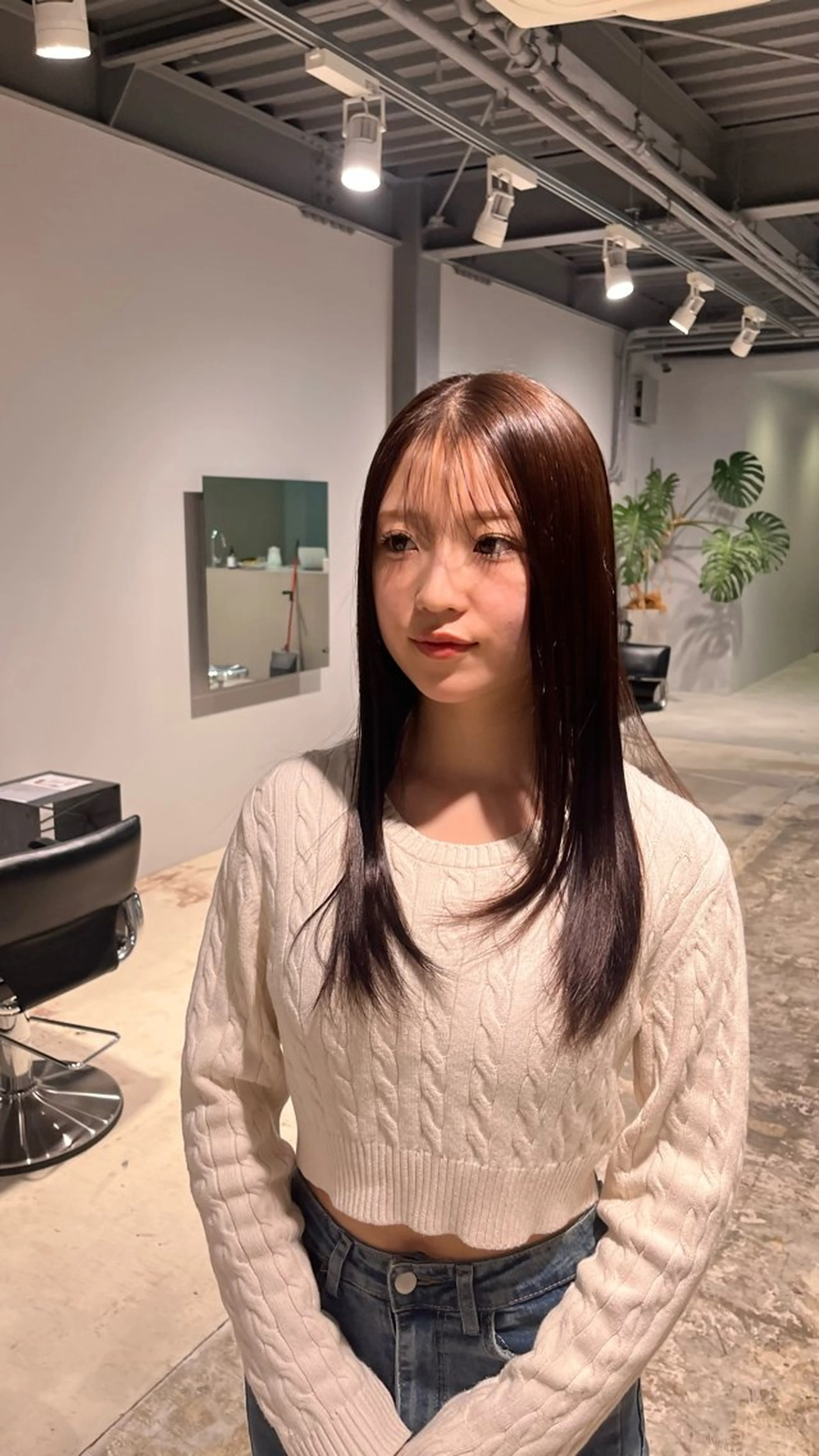 ロング カラー ヘアカラー one momokaのヘアスタイル