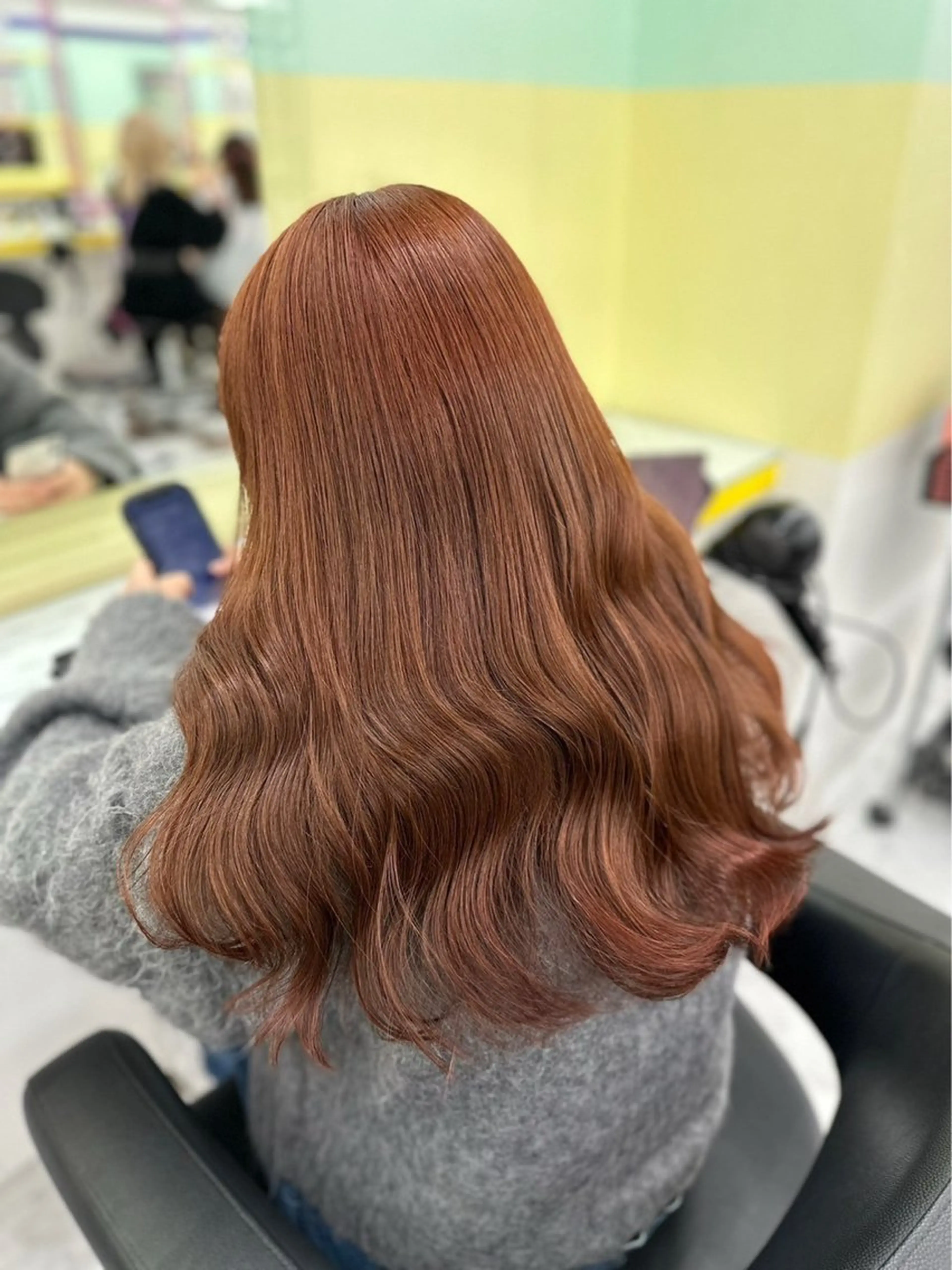 ロング カラー 韓国風艶髪🎀 暖色カラー🤍のヘアスタイル