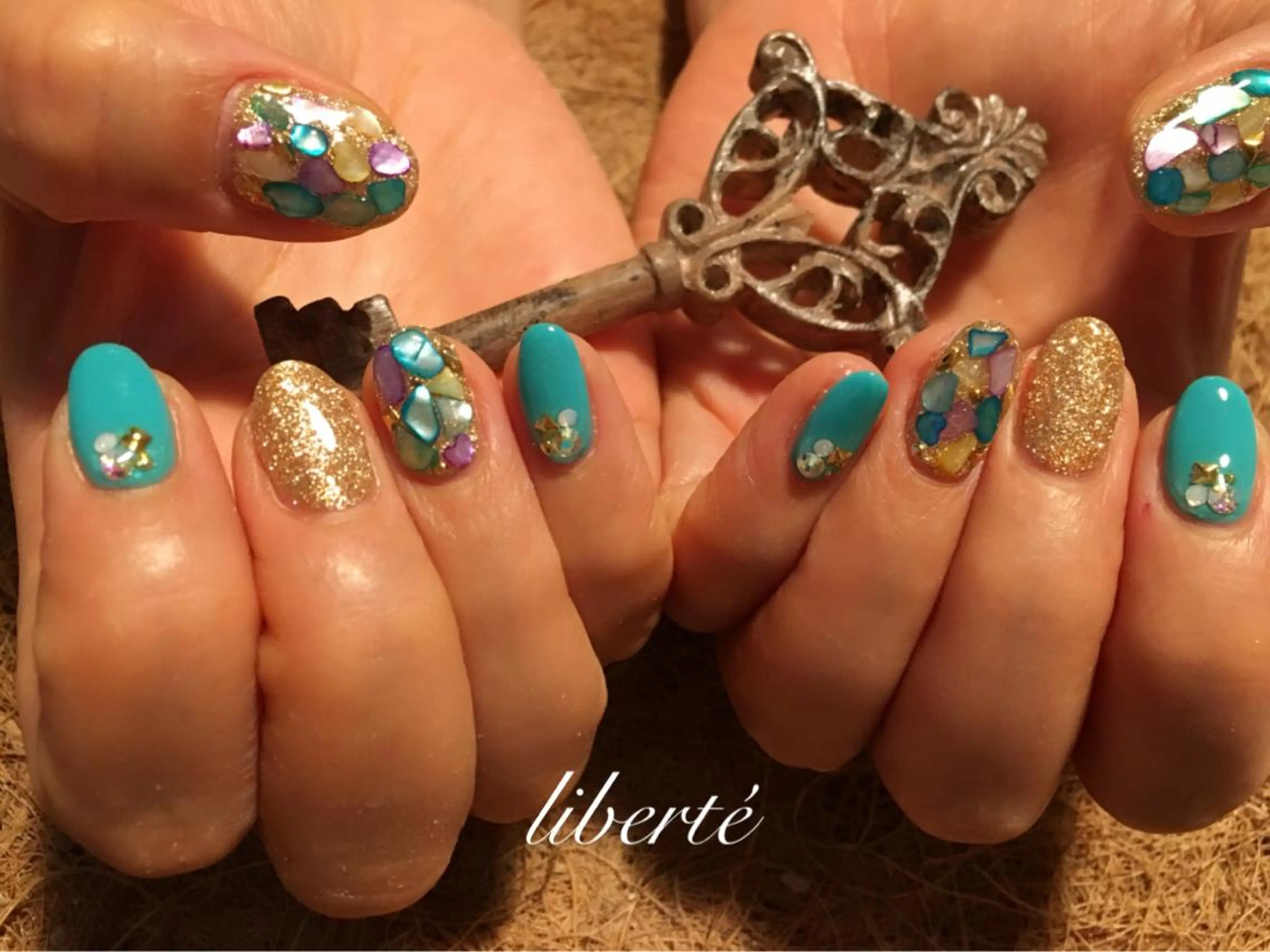 ネイル liberté (リベルテ)のネイルデザイン