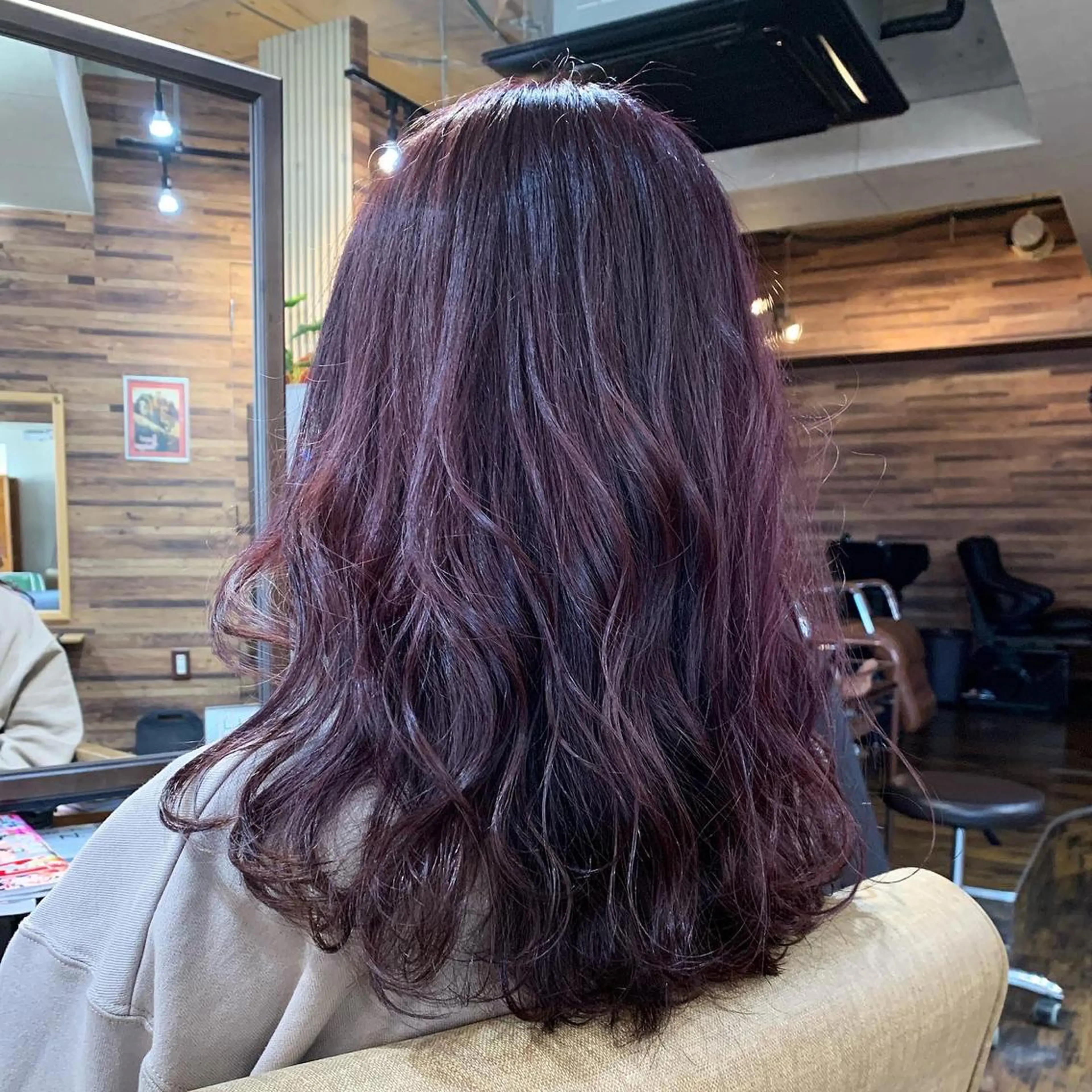 セミロング カラー MITSU ✂️のヘアスタイル