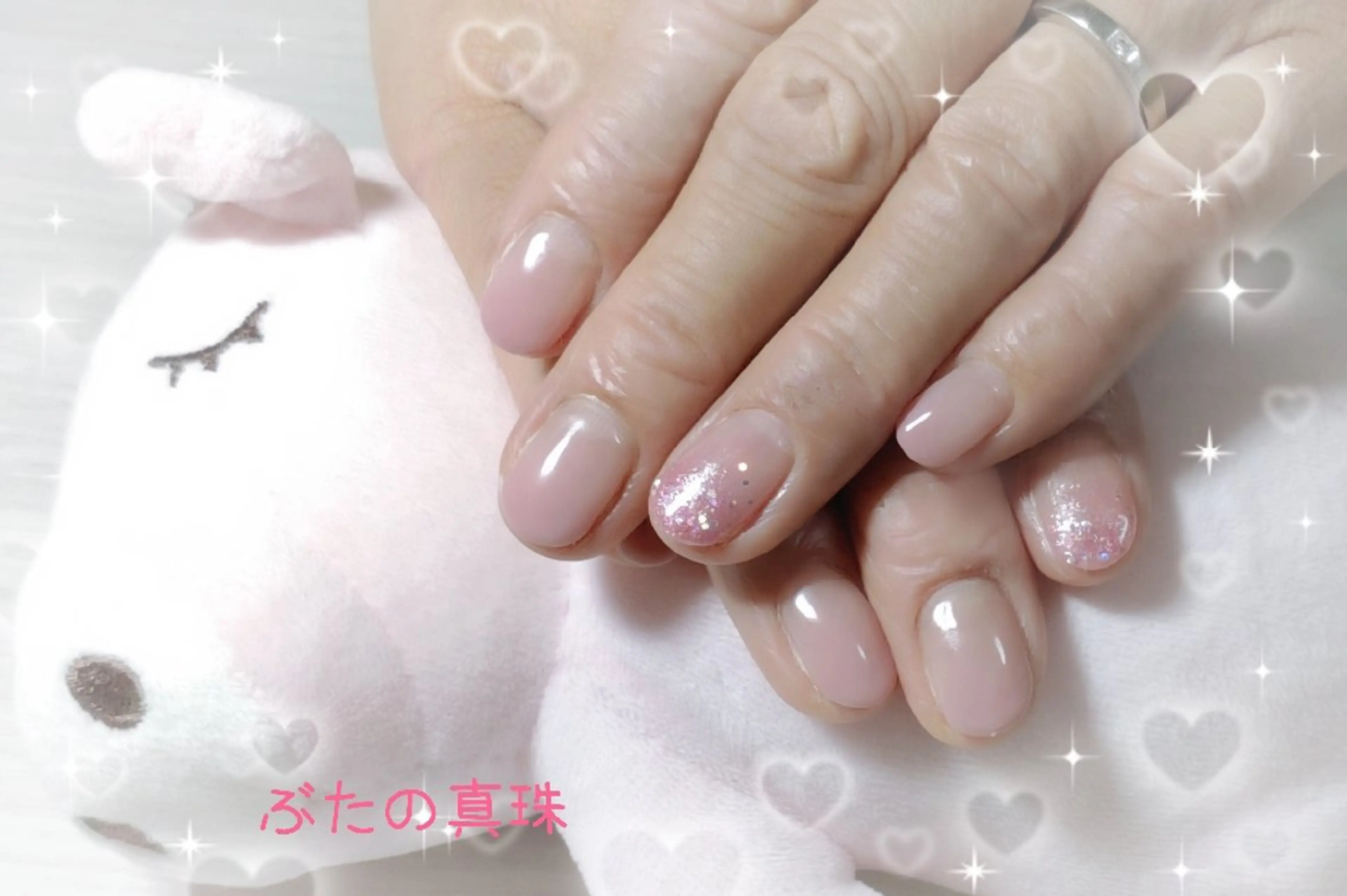 ネイル グラデーション ラメ(グリッター) ピンク ハンドネイル 林 珠里のネイルデザイン