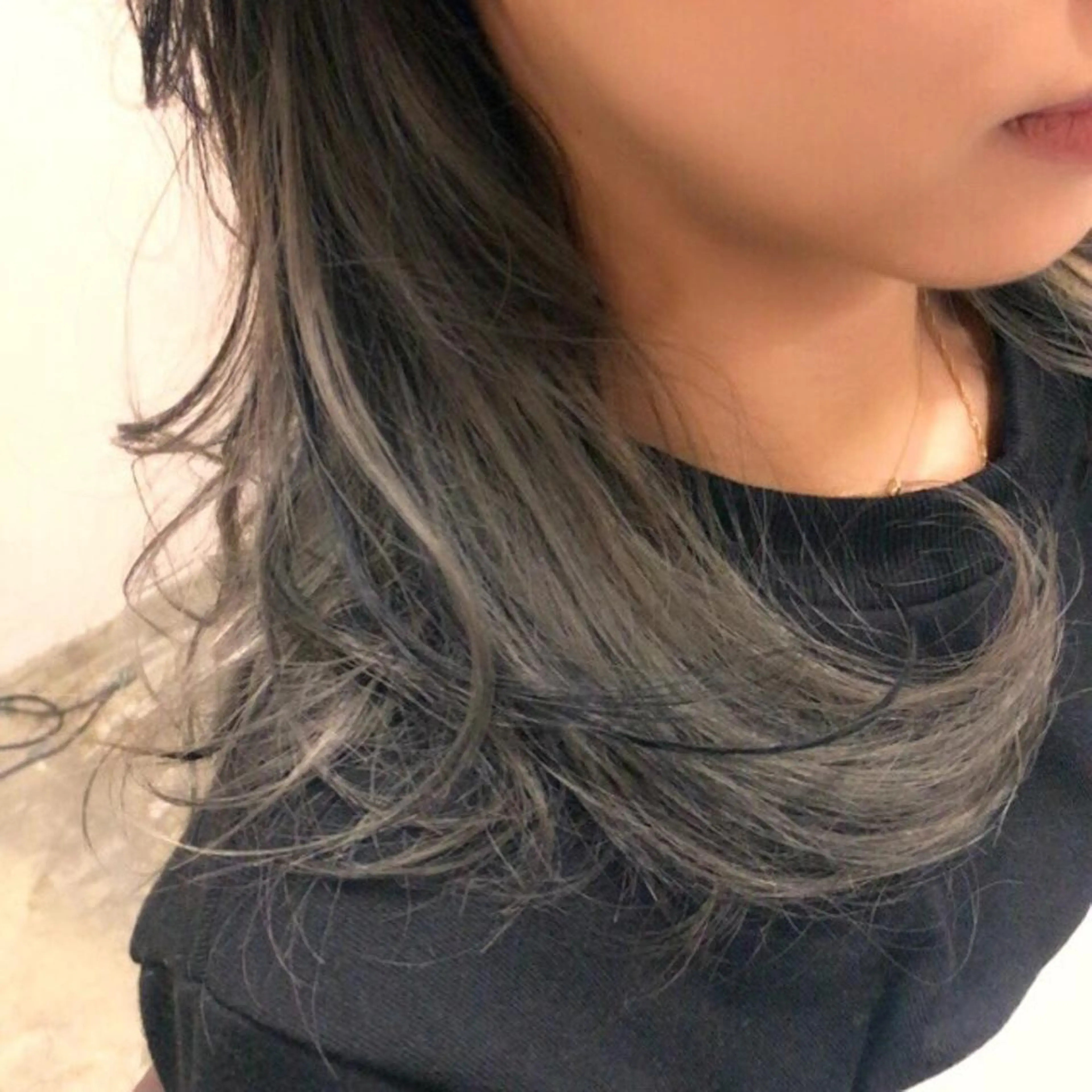 カラー 一ノ瀬 理子のヘアスタイル