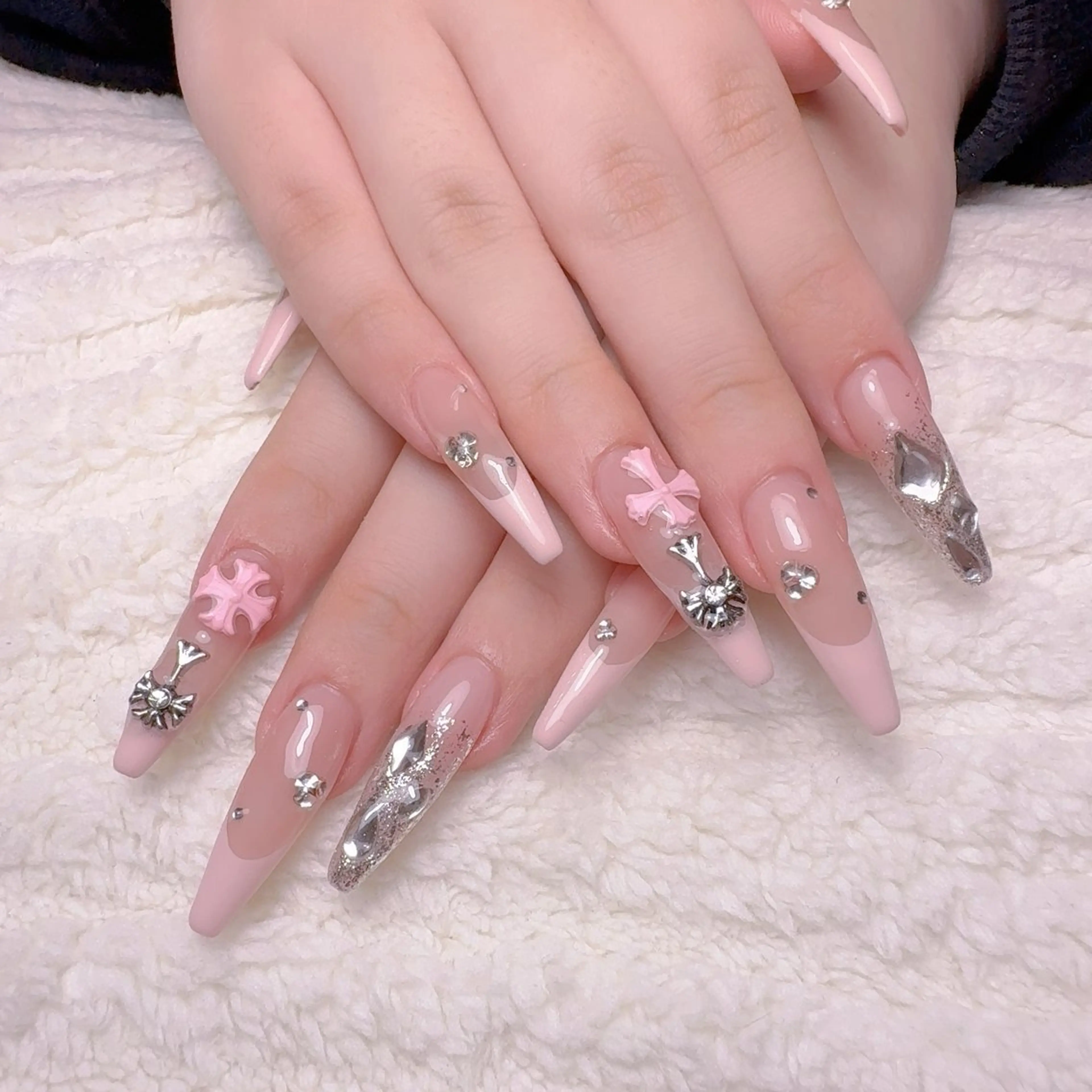 ネイル ハンドネイル ハンドケア cat‘s nail🐈‍⬛のネイルデザイン