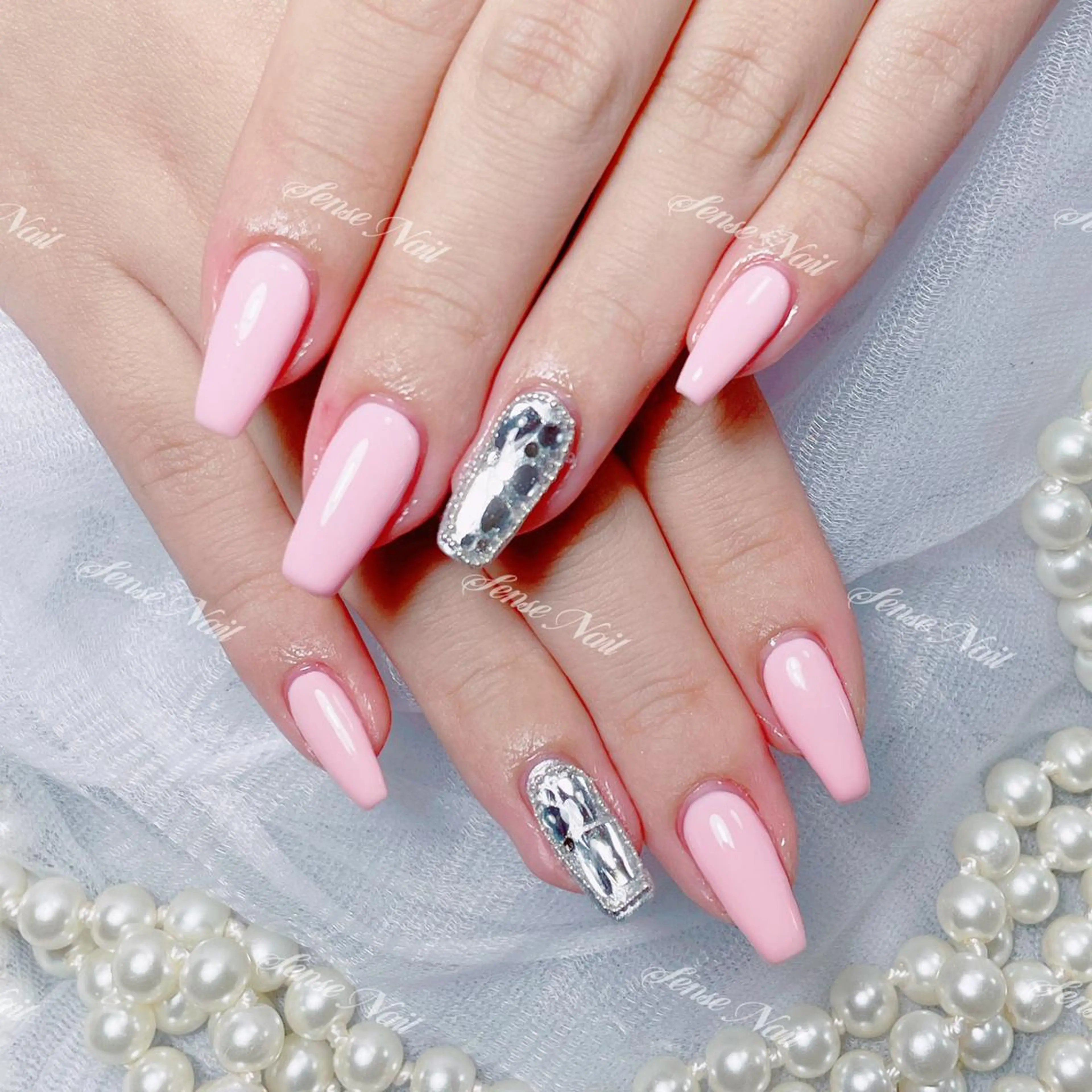 ネイル ハンドネイル ハンドケア Feinn Ink💕のネイルデザイン