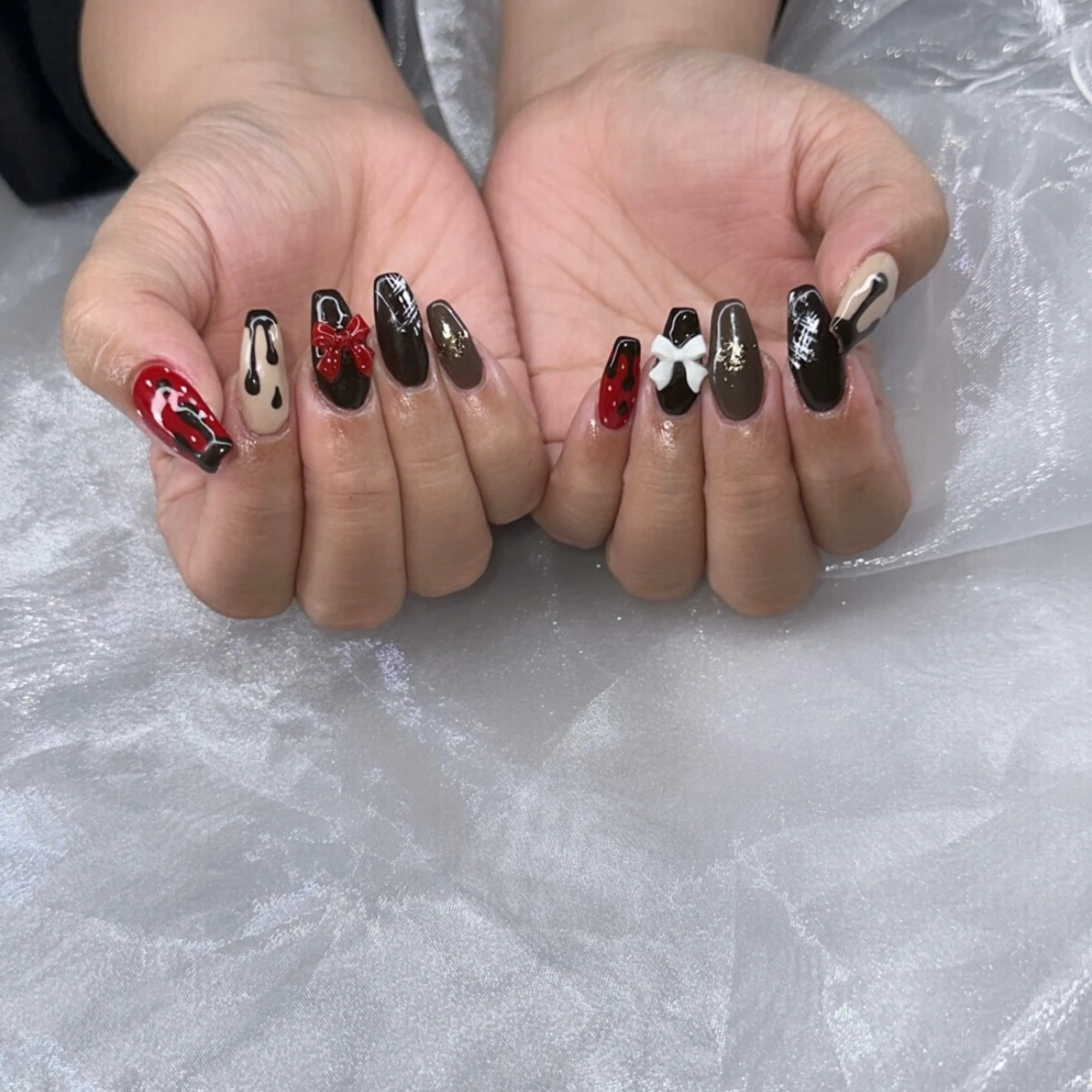 ネイル 持ち込み バレンタイン ハンドネイル eub. kanamoriのネイルデザイン