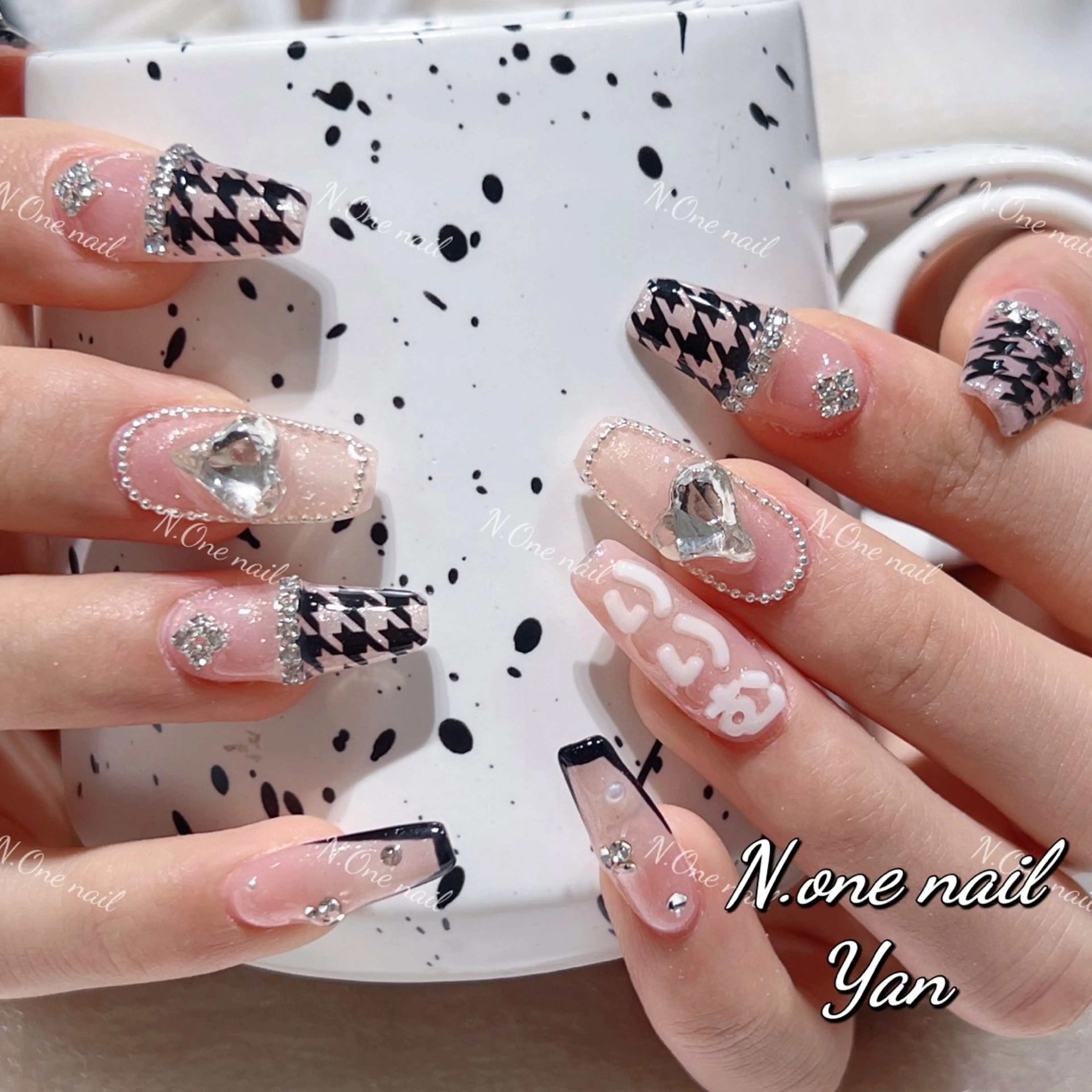 ネイル N.one mei🎀のネイルデザイン