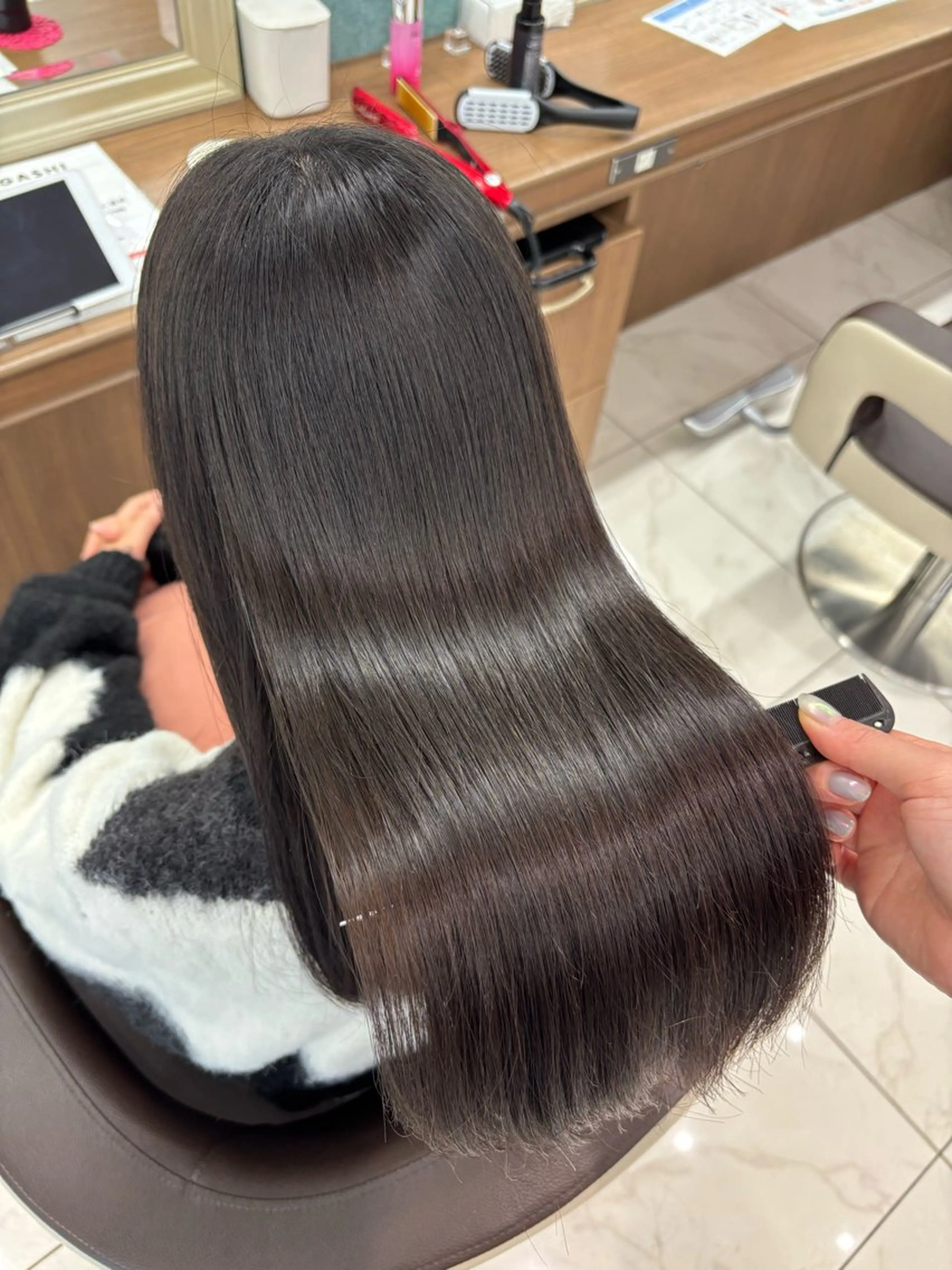 ロング パーマ 髪質改善 縮毛矯正 カット 縮毛矯正 トリートメント 長妻莉央/縮毛矯正 髪質改善カラーのヘアスタイル