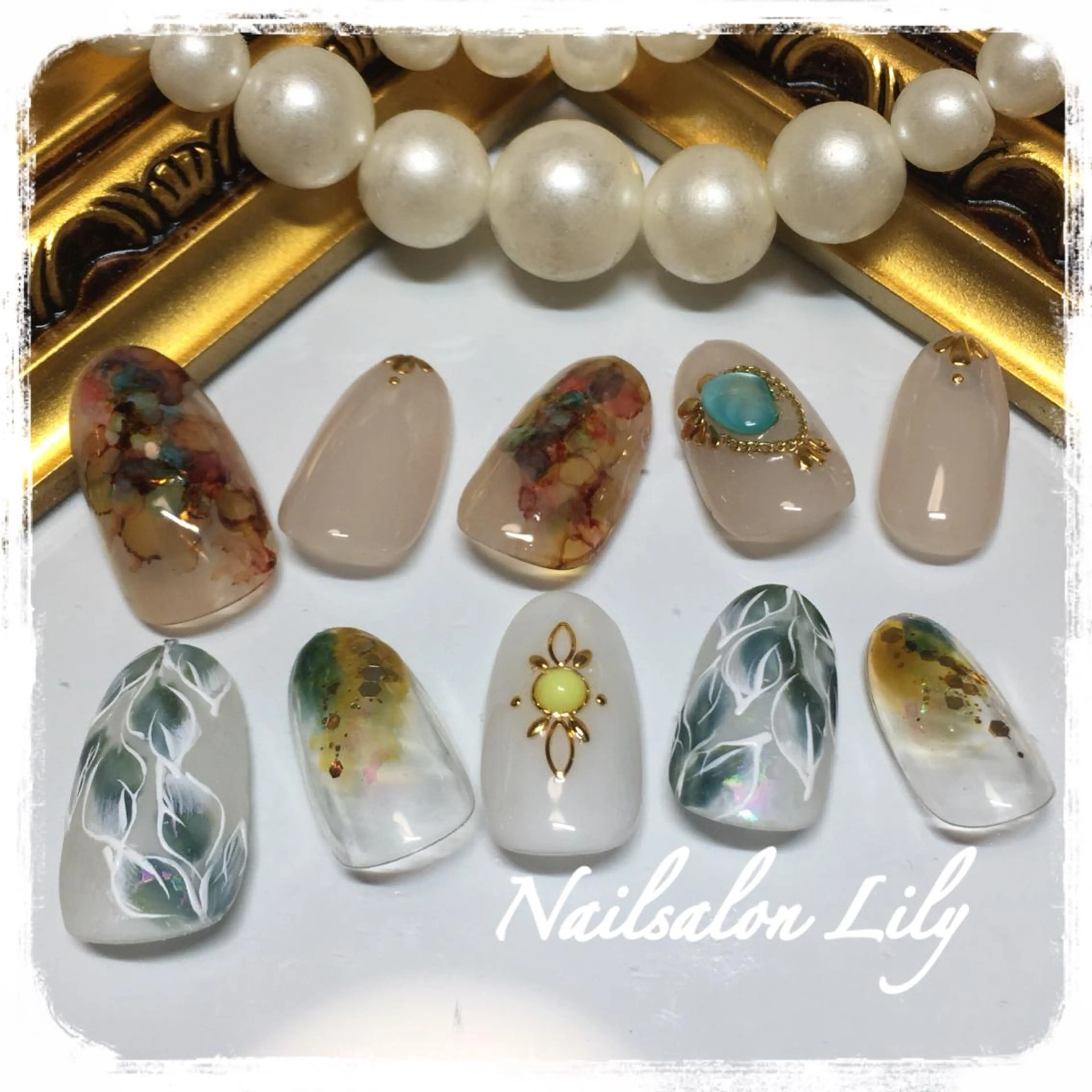 ネイル Nailsalon Lilyのネイルデザイン