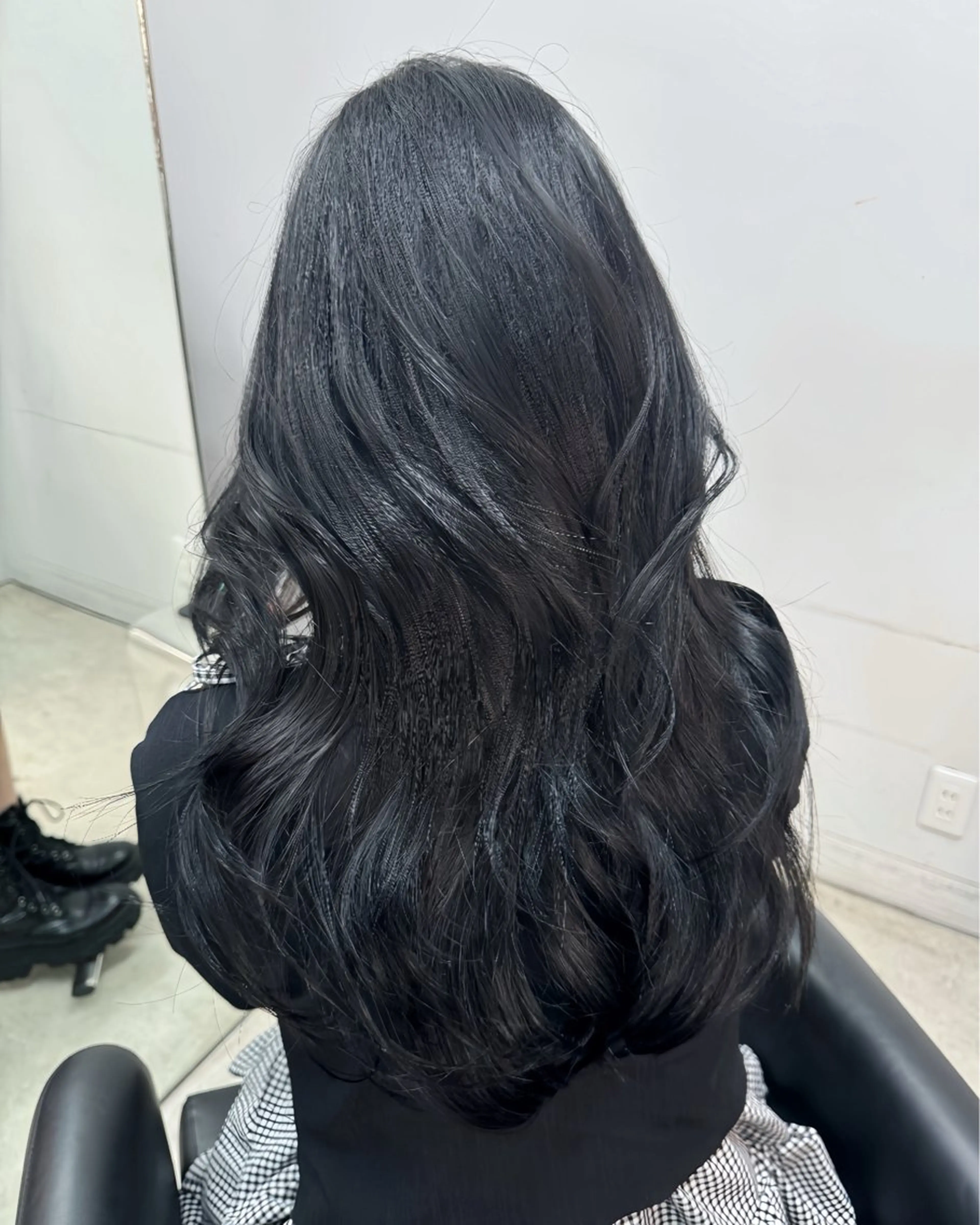 ロング カラー 黒髪 ブリーチ 透明感カラー ブリーチなしカラー 韓国風ヘア ヘアカラー sunc所属・こはる/韓国🇰🇷 /レイヤー/カラー♡のヘアスタイル