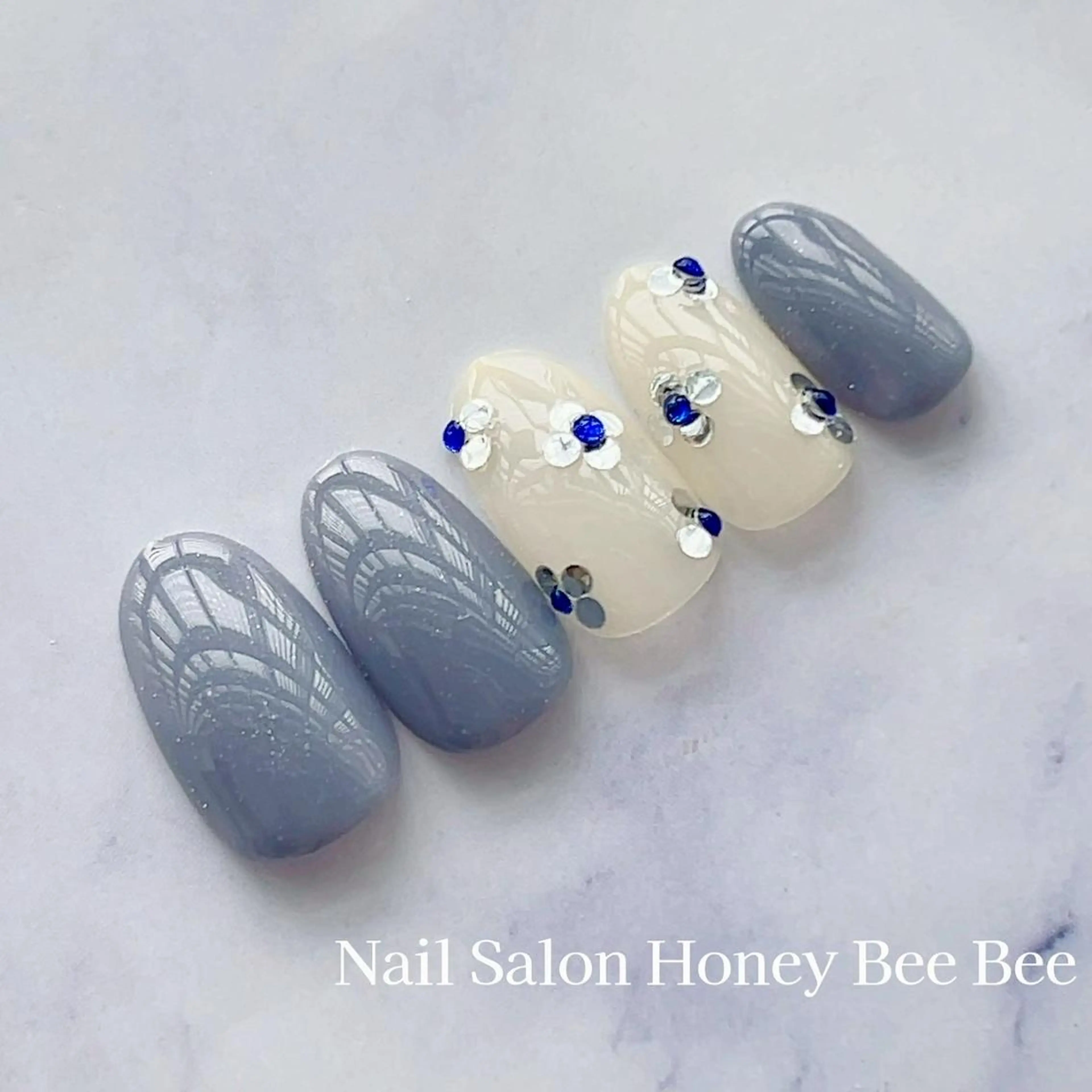 ネイル Nail salon Honey Beeのネイルデザイン