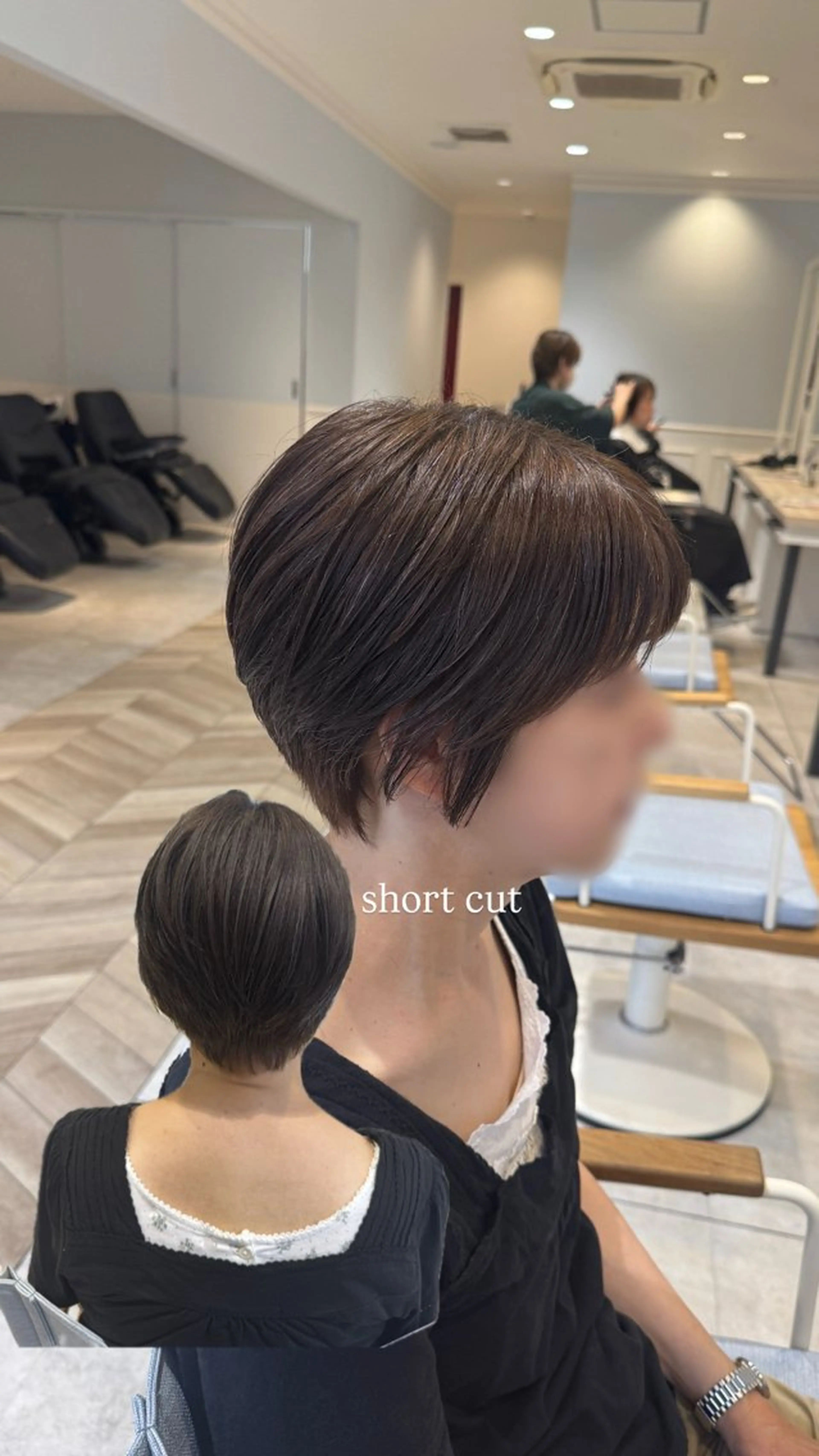 ショート カラー アッシュ レイヤー/ウルフカッ ト/𝓡𝓲𝓷🍎のヘアスタイル