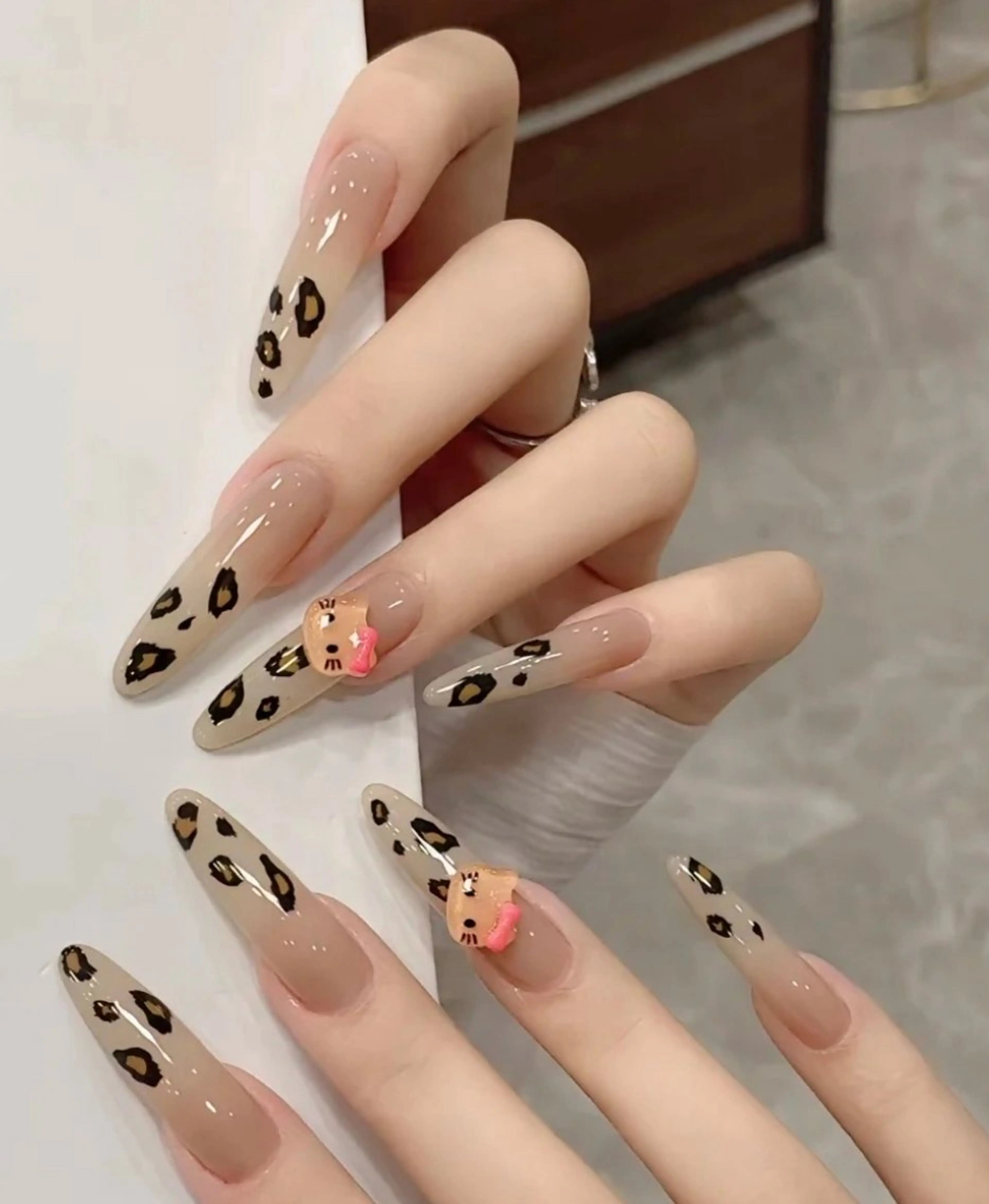 ネイル ハンドネイル YUYI.nail salonのネイルデザイン