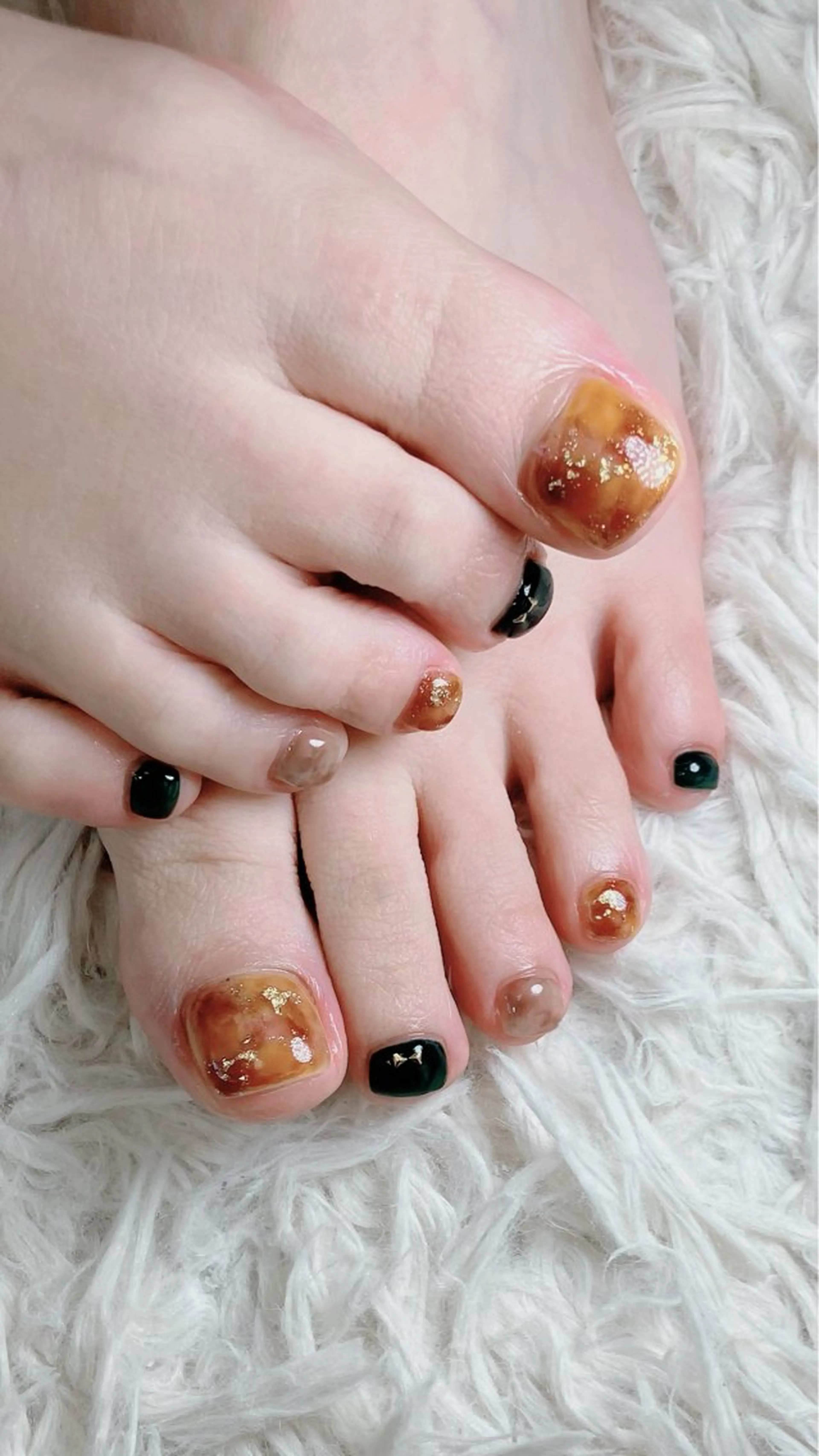 ネイル フットネイル haleyume所属・shino🌟 痛ネイルのネイルデザイン