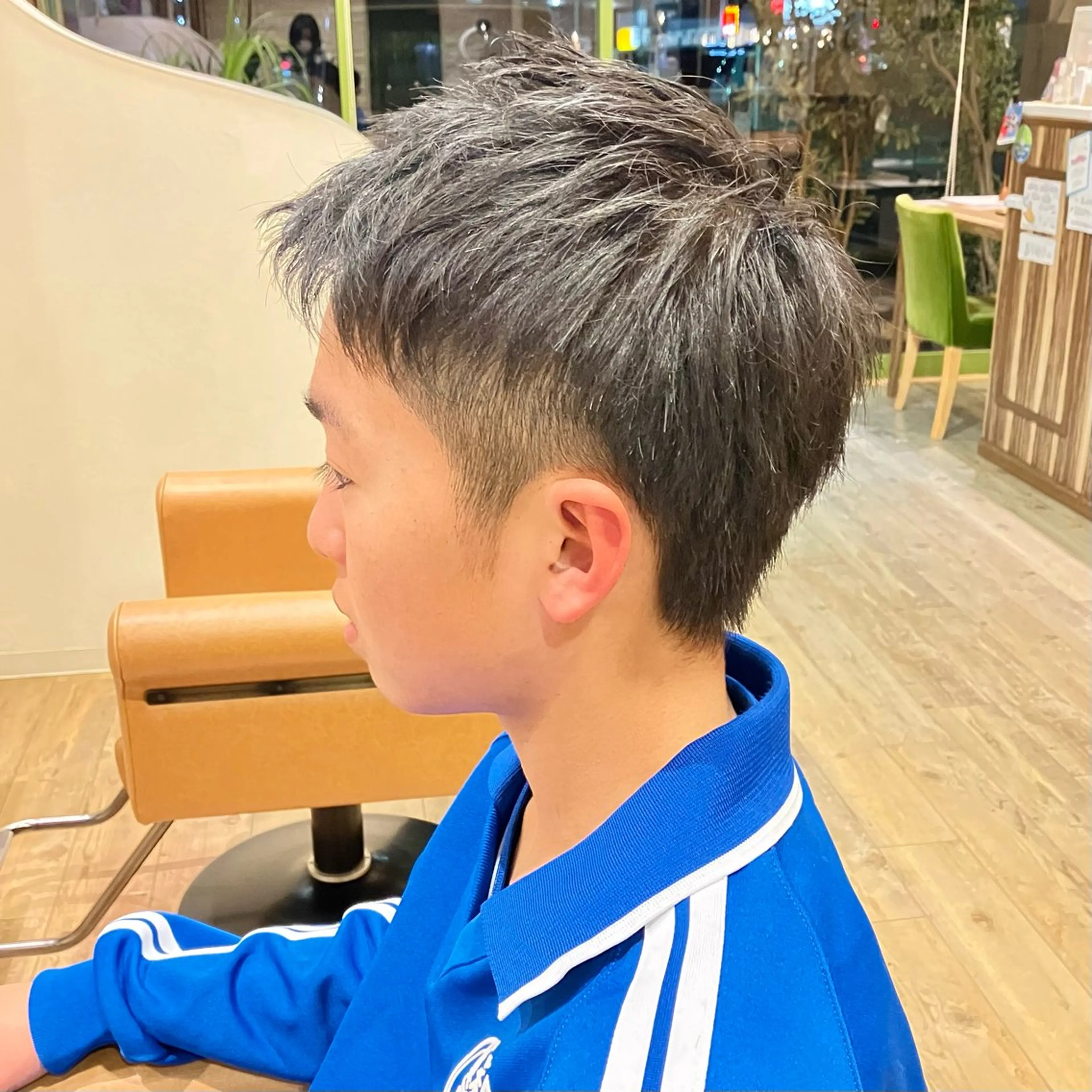 メンズカット✂️(小学生以下の方​〜​高校生まで)の写真