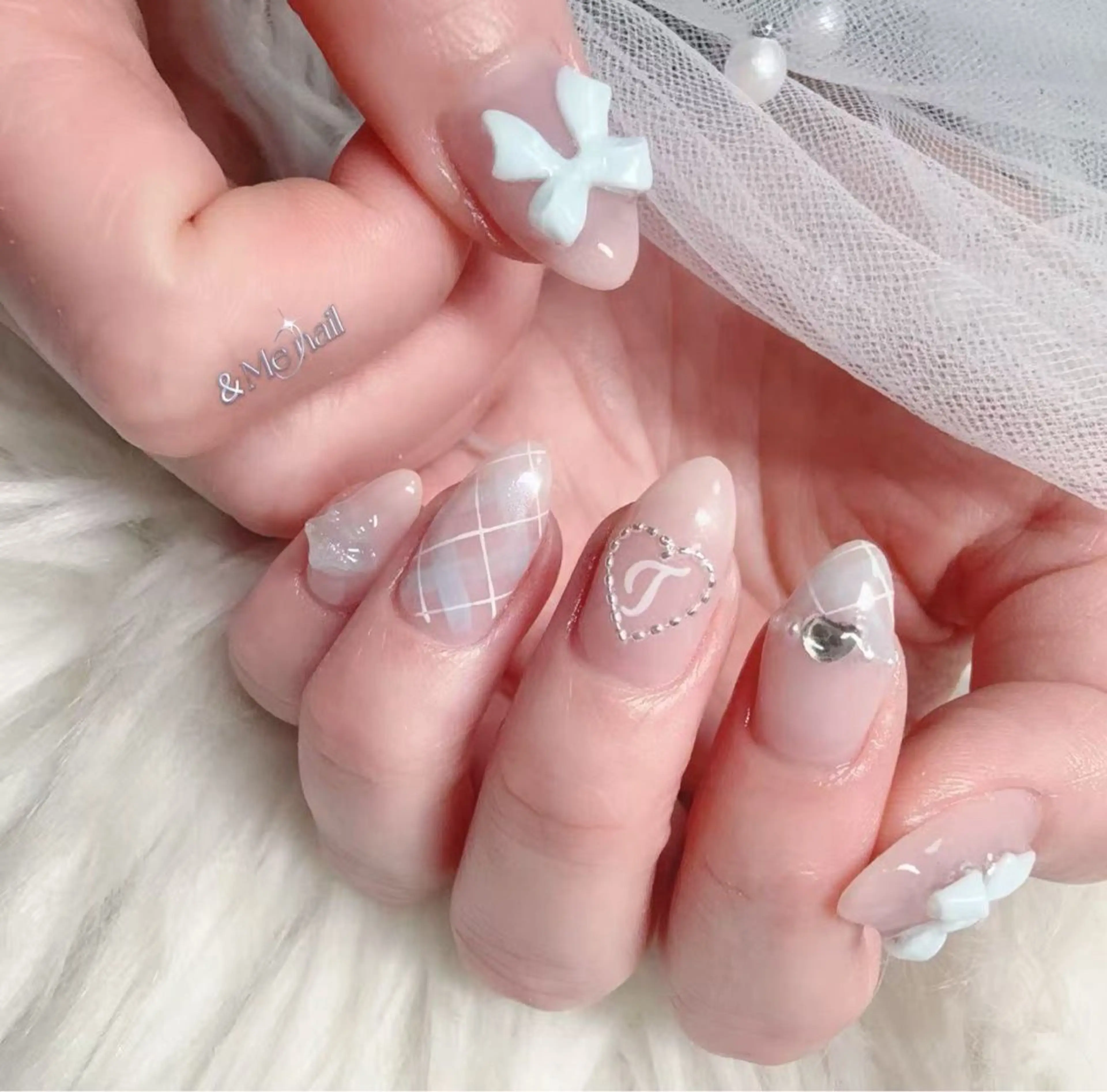 ネイル ハンドネイル &ME makiのネイルデザイン