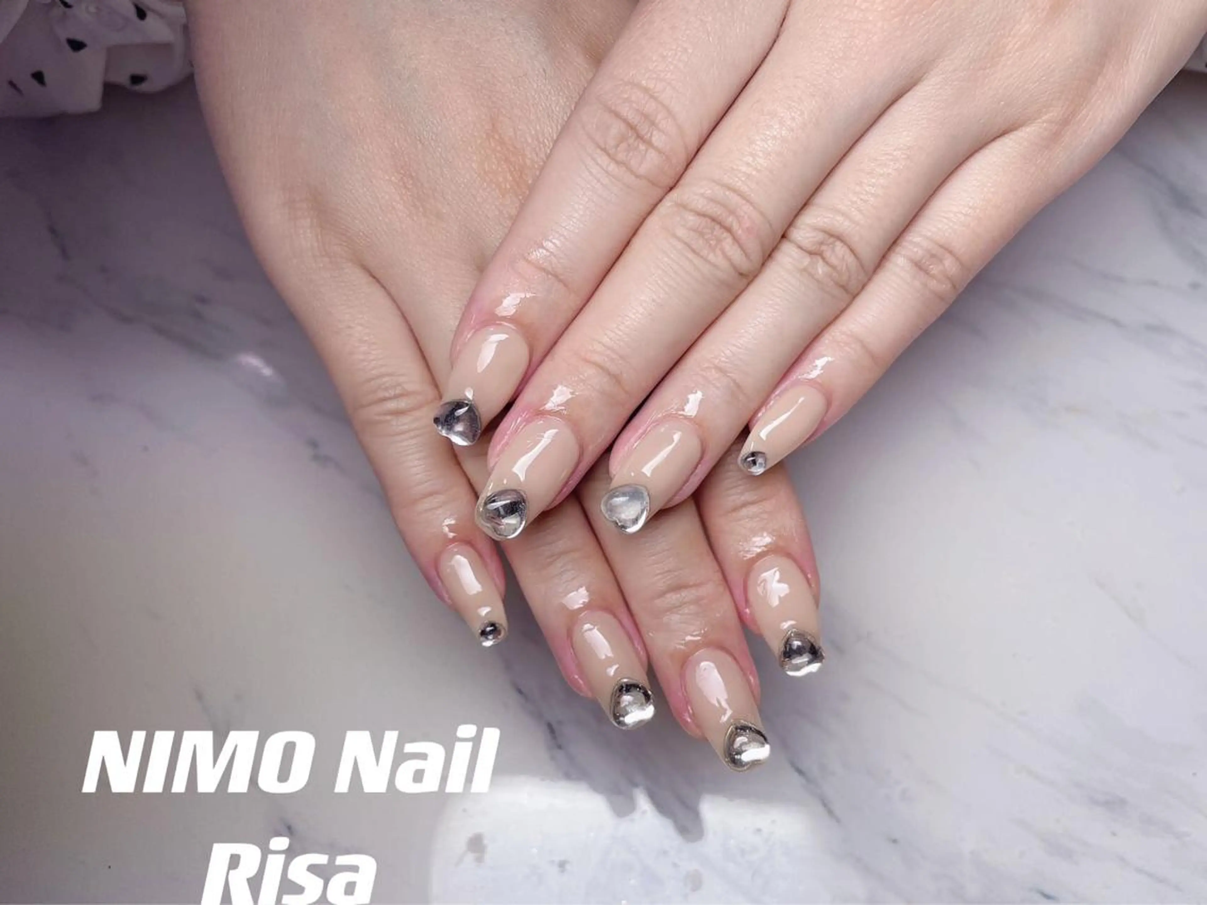 ネイル ハンドネイル RI SA☀️ リサのネイルデザイン