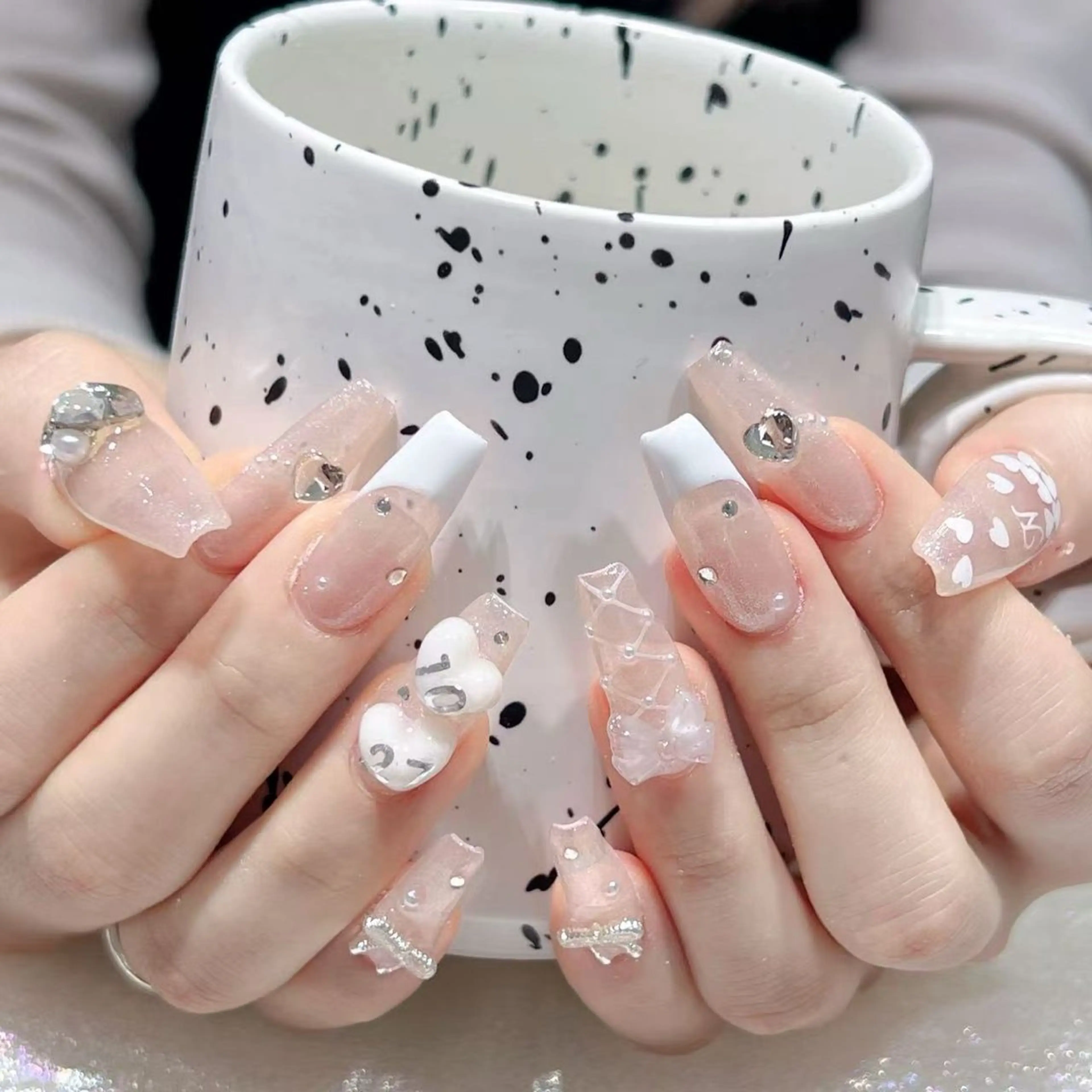 ネイル ハンドネイル Queens マオのネイルデザイン