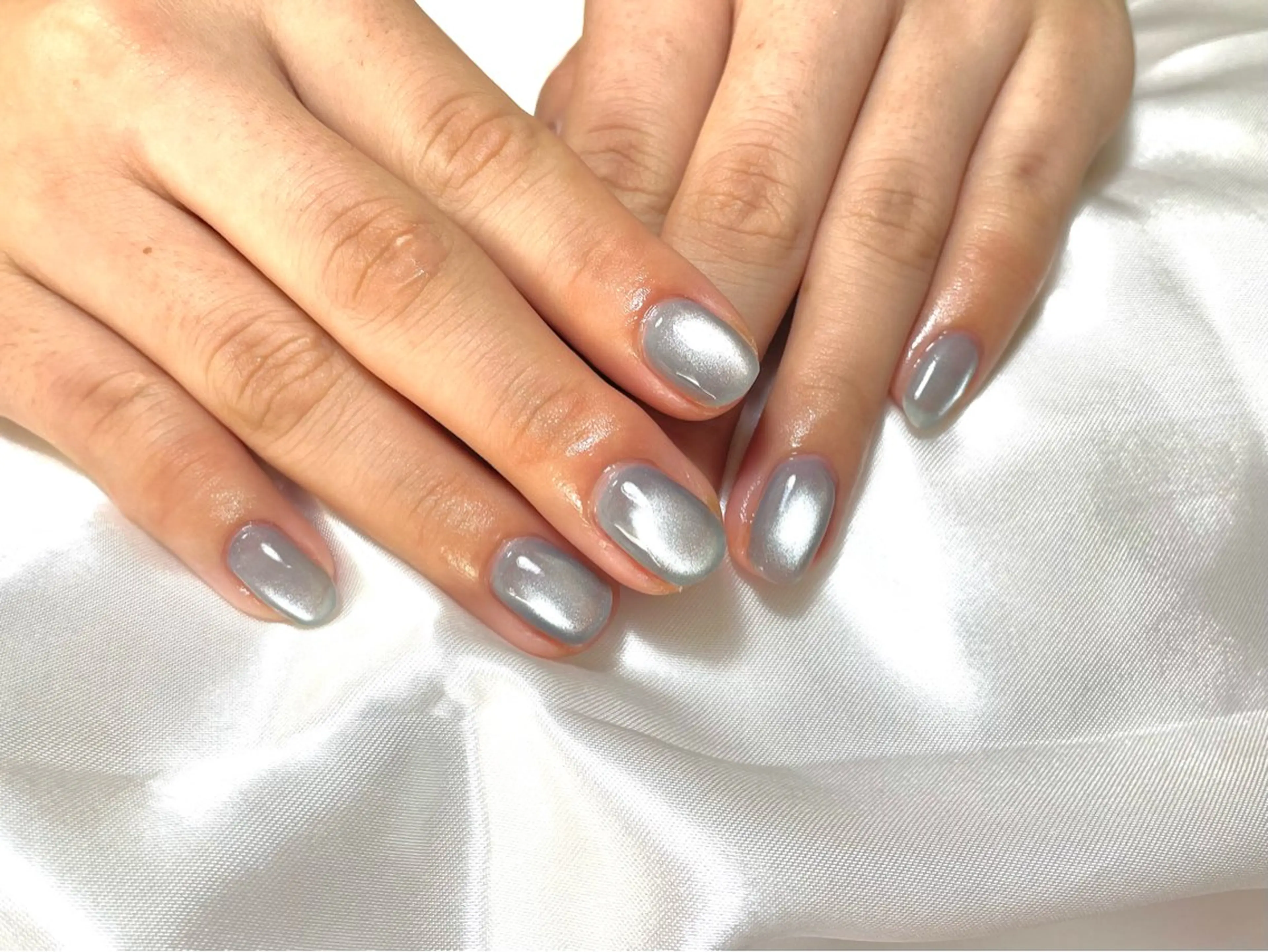 ネイル 水色 マグネットネイル ハンドネイル alma (アルマ)のネイルデザイン