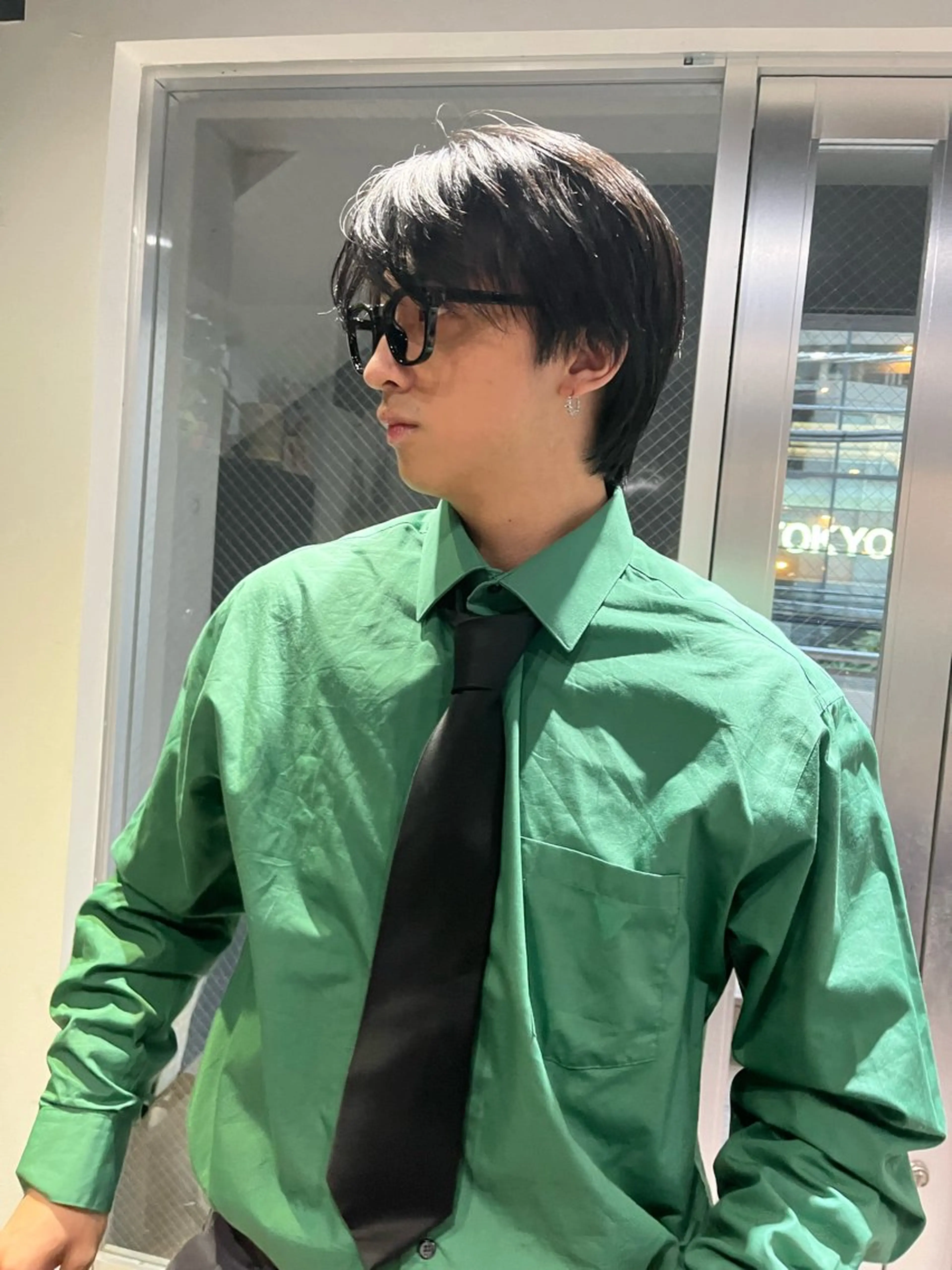 ショート メンズ センターパート スパイキーショート ボブ ショートヘア カット ミルクティーベージュ ブリーチ　店長　清水のヘアスタイル