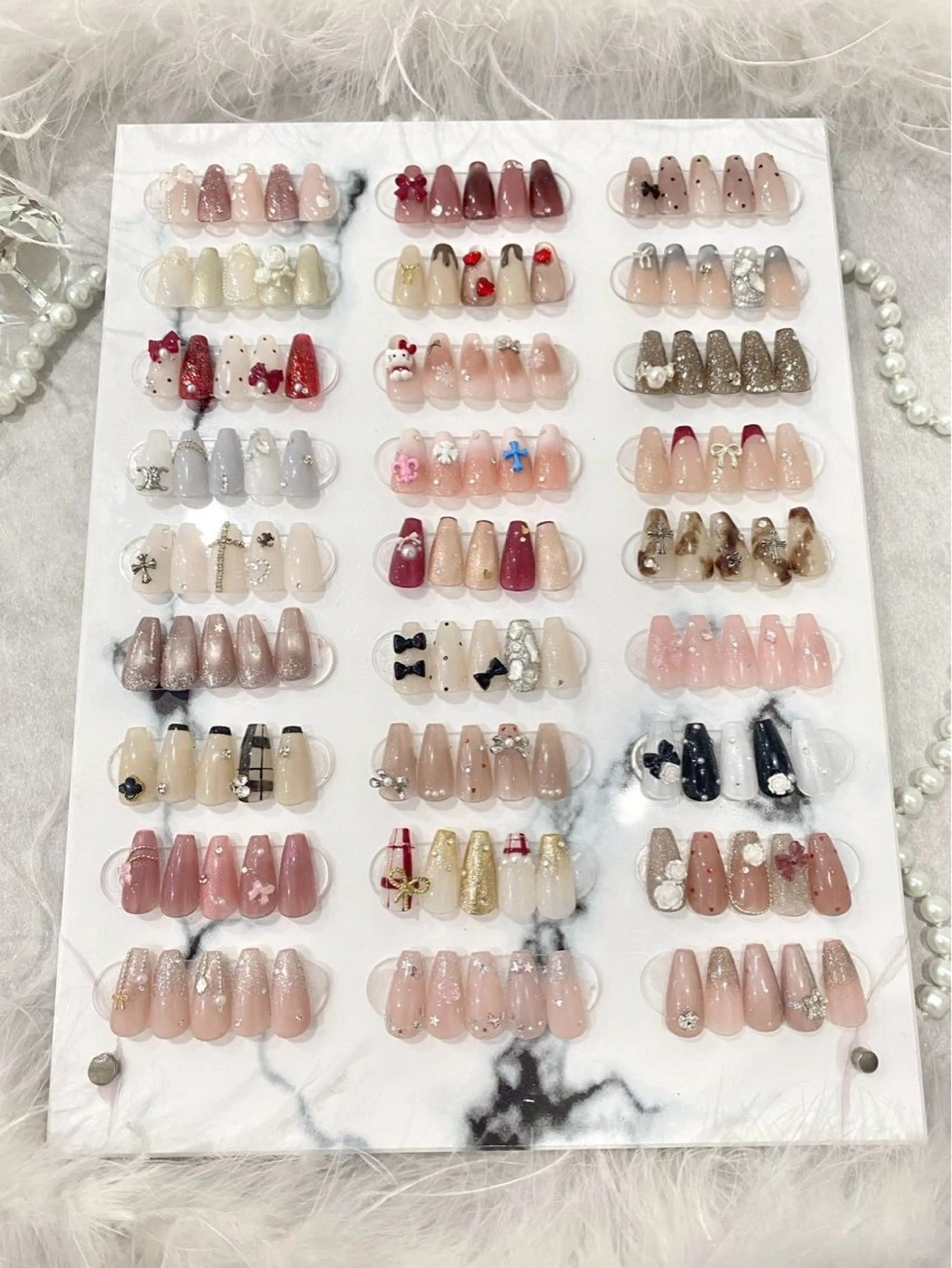 【HANDオフ無し】定額ワンホンデザインの写真