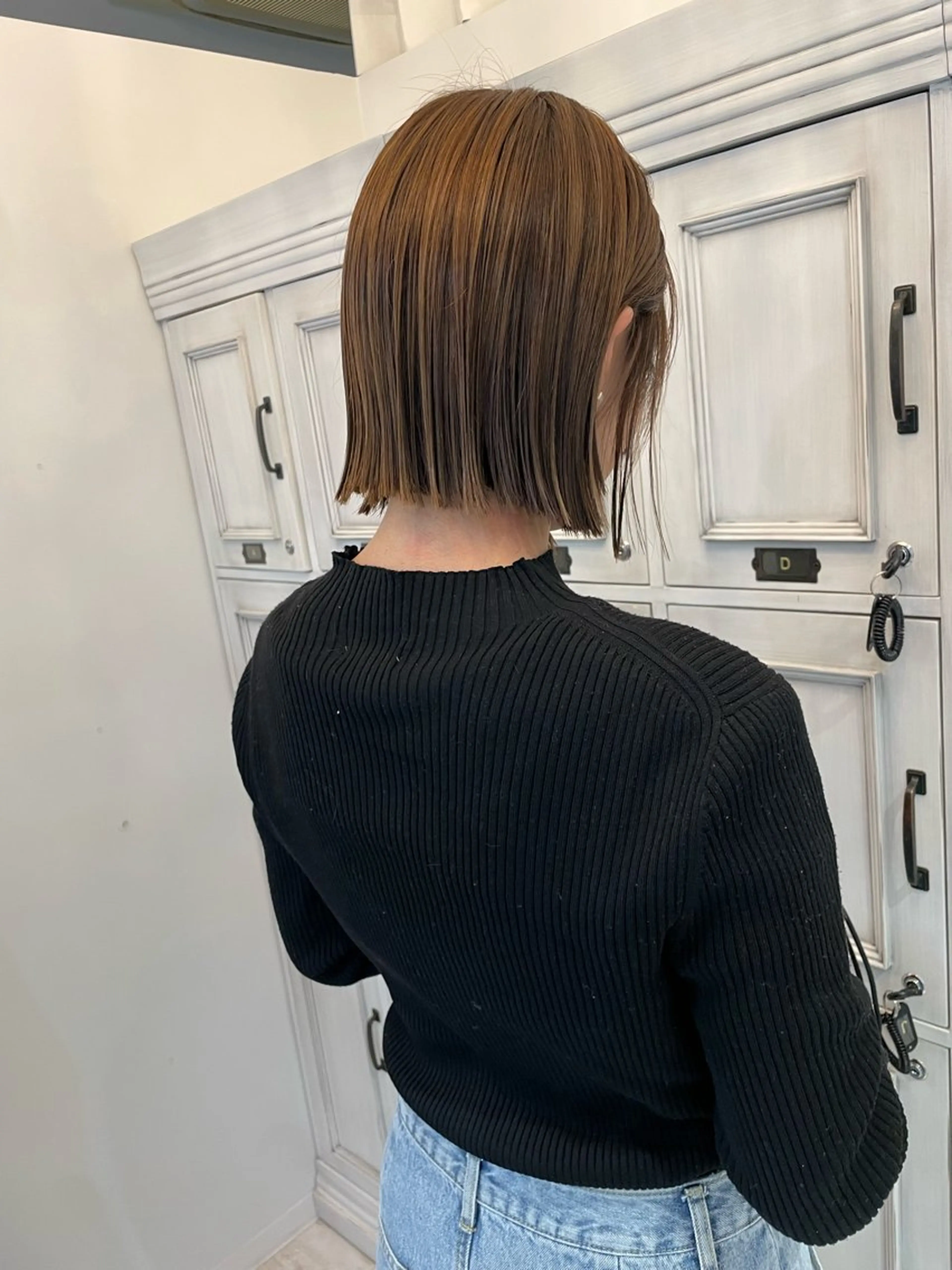 セミロング カラー パーマ 2月で掲載終了 ボブ・カミオカのヘアスタイル