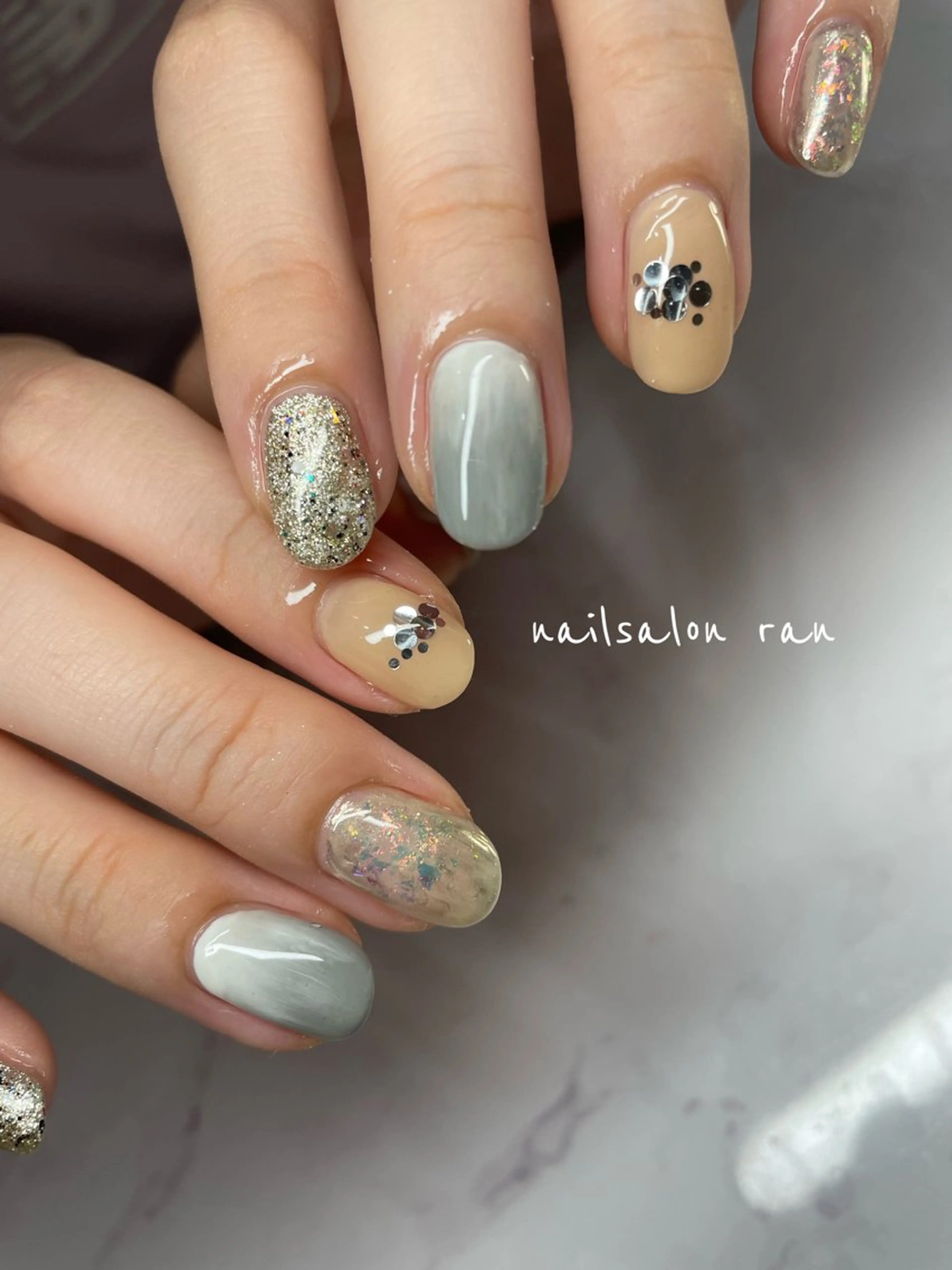 ネイル アートネイル 持ち込み ニュアンスネイル ハンドネイル ハンドケア nailsalon ranのネイルデザイン