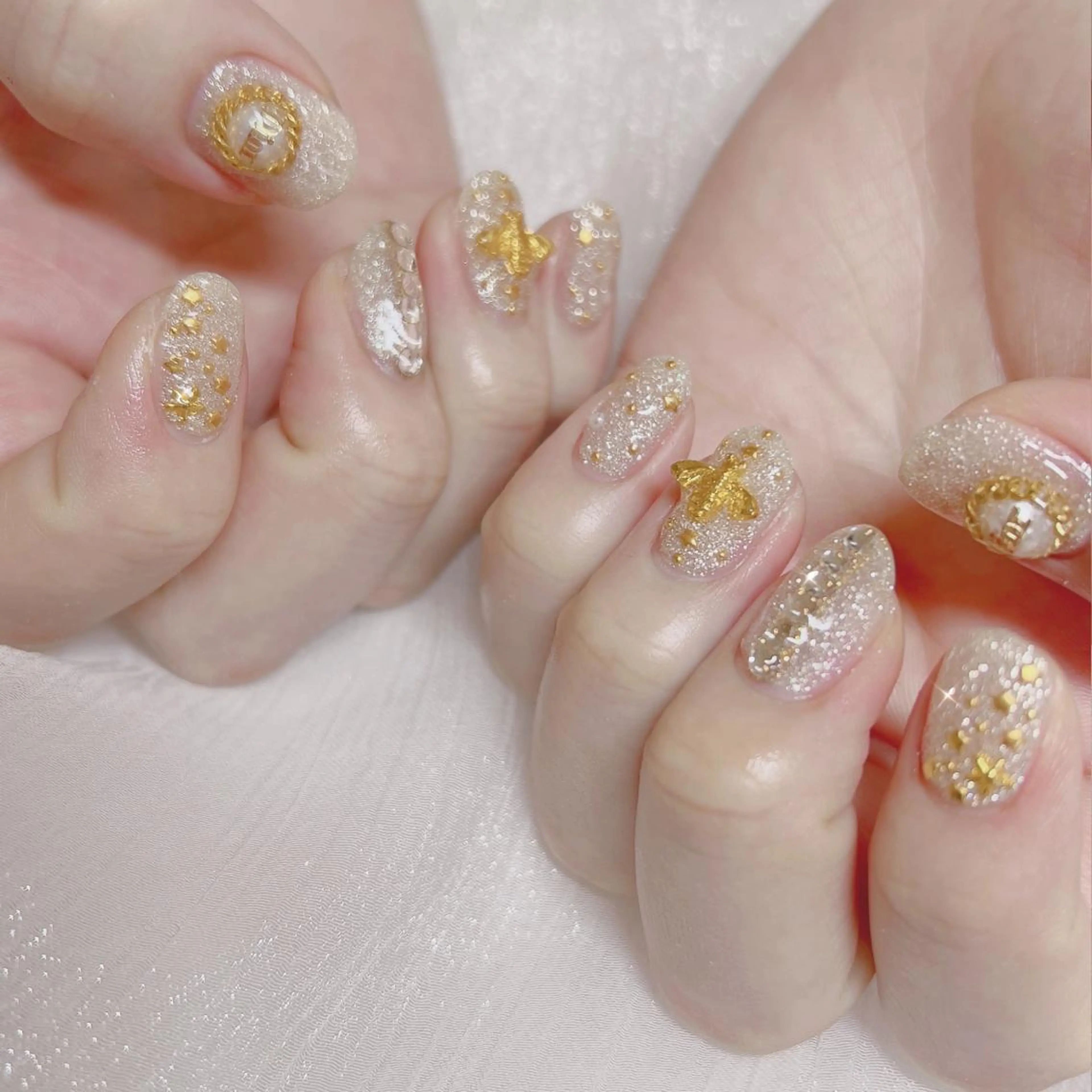 ネイル オーロラネイル フットネイル フレンチネイル ジェルネイル 韓国ネイル ハンドネイル ハンドケア 【ENサロン】 Rei🎀Nailのネイルデザイン