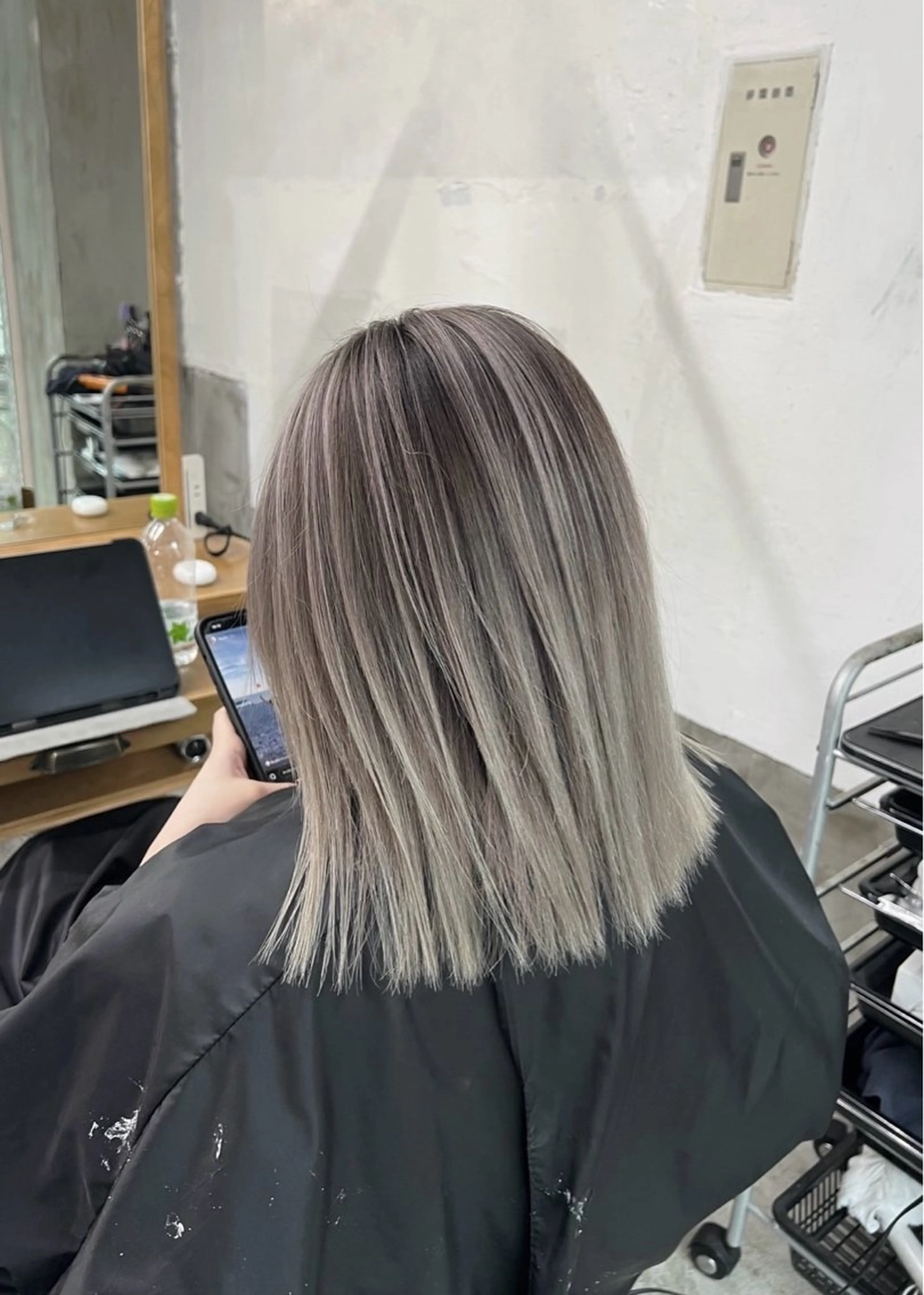 ミディアム カラー バレイヤージュ レイヤーカット ヘアカラー トリートメント ROBIN所属・指名数No.1 /NAOYAのヘアスタイル